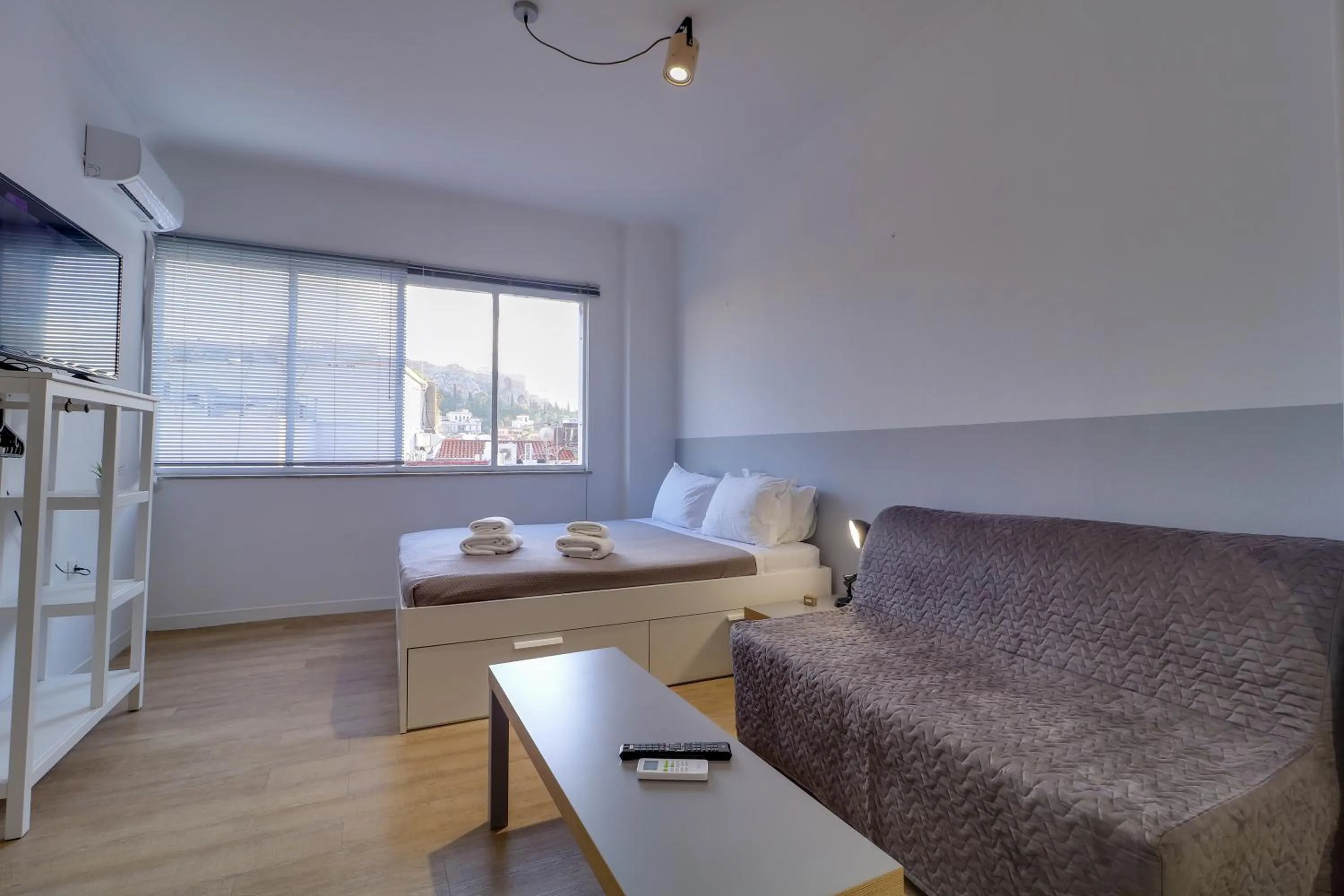 Photo of the whole room, Bed in apartotel.acropolis.view