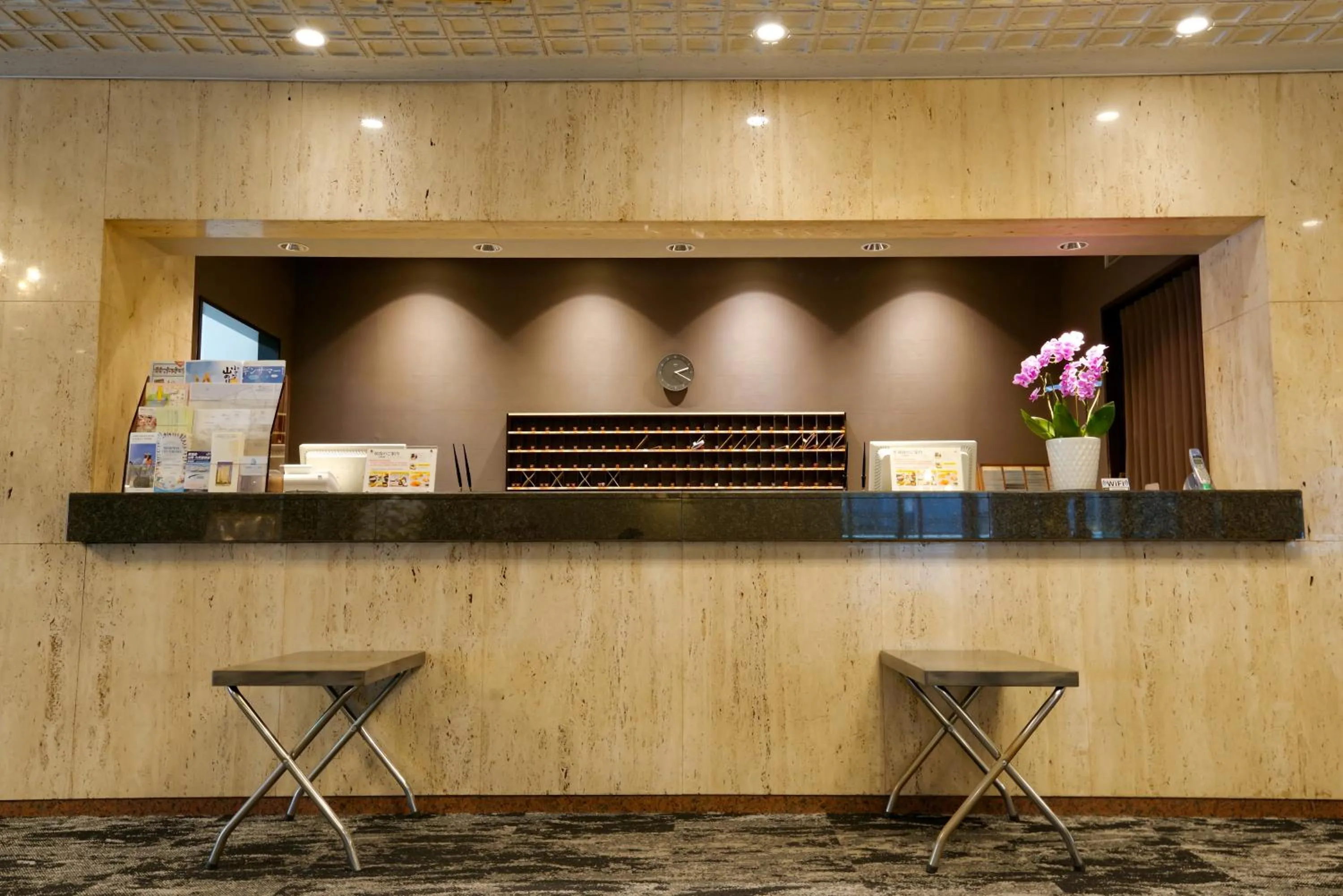 Lobby or reception in Reisenkaku Hotel Ekimae