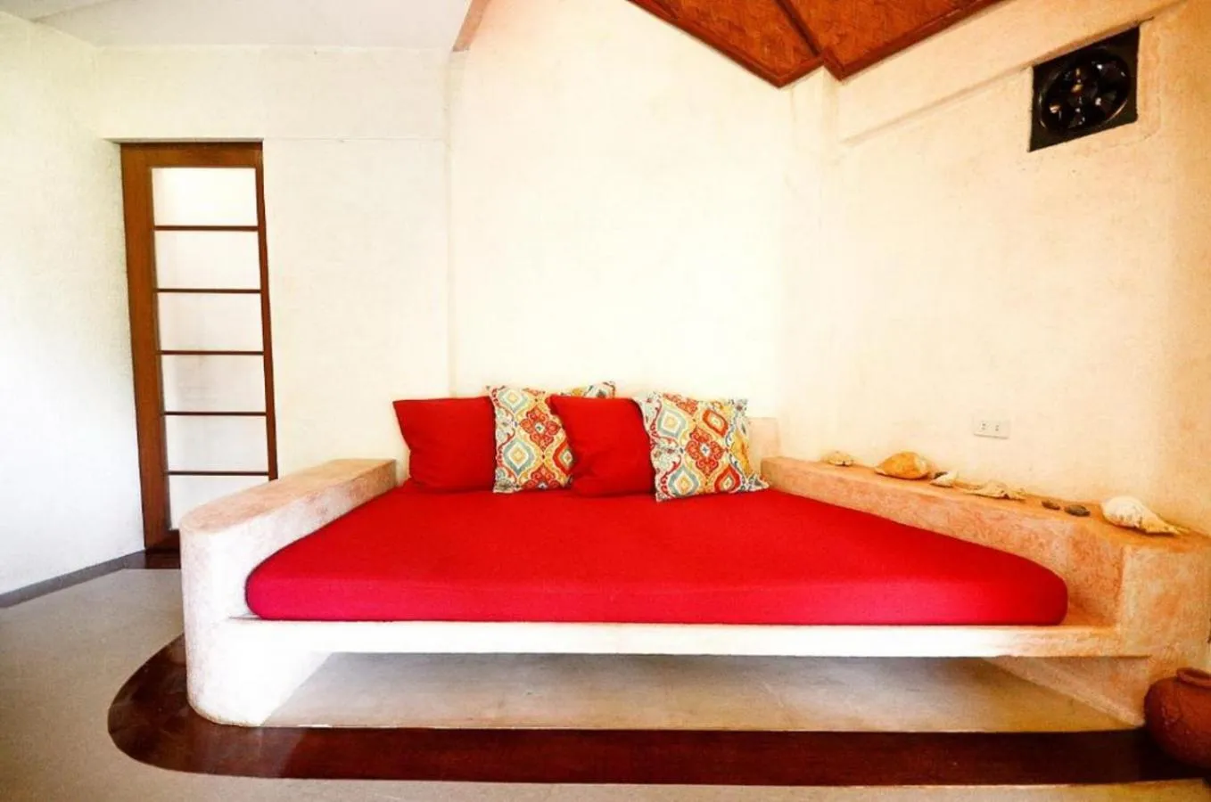 Bed in Signature Boracay Punta Rosa