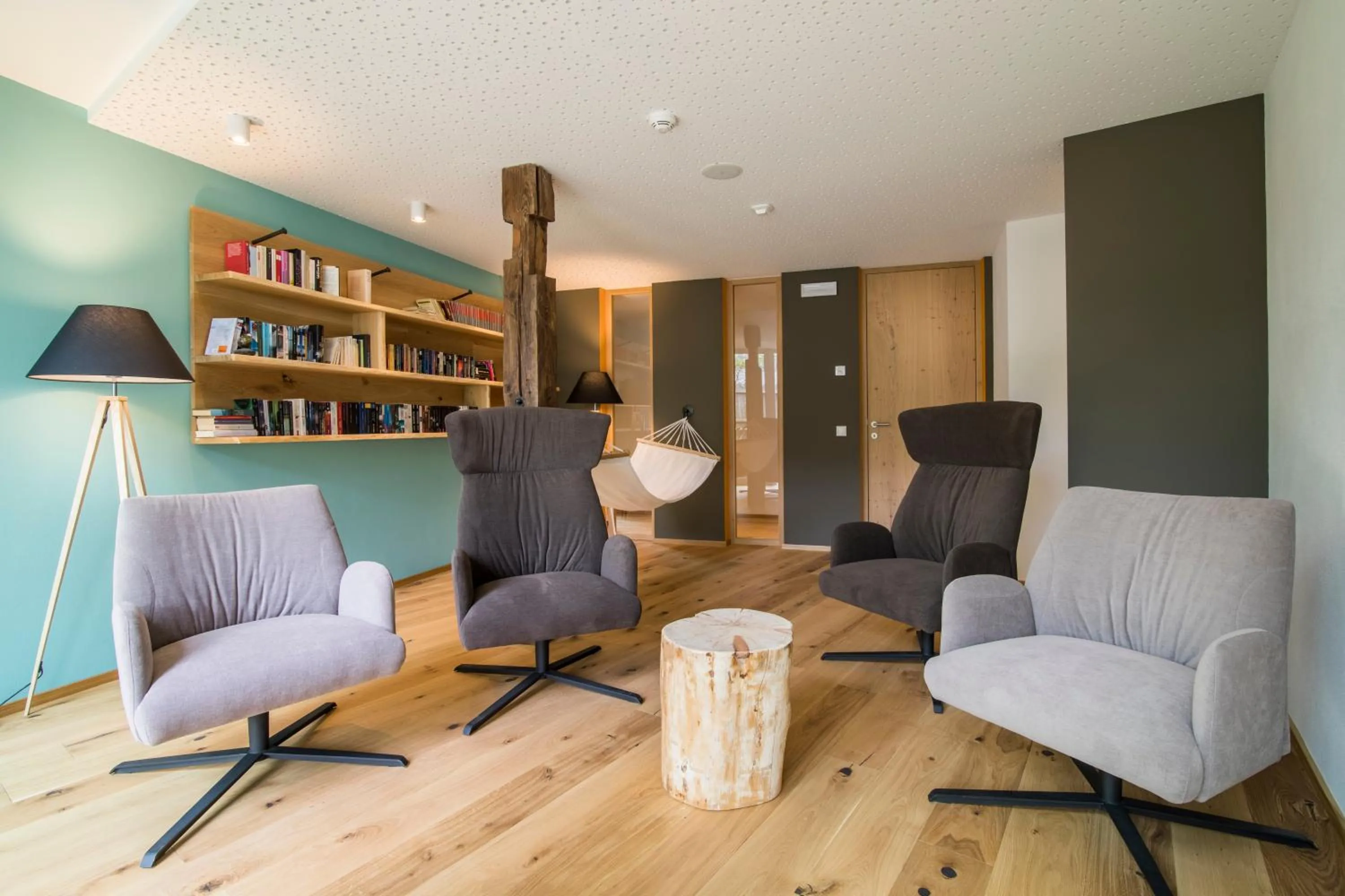 Library in Bio & BikeHotel Steineggerhof