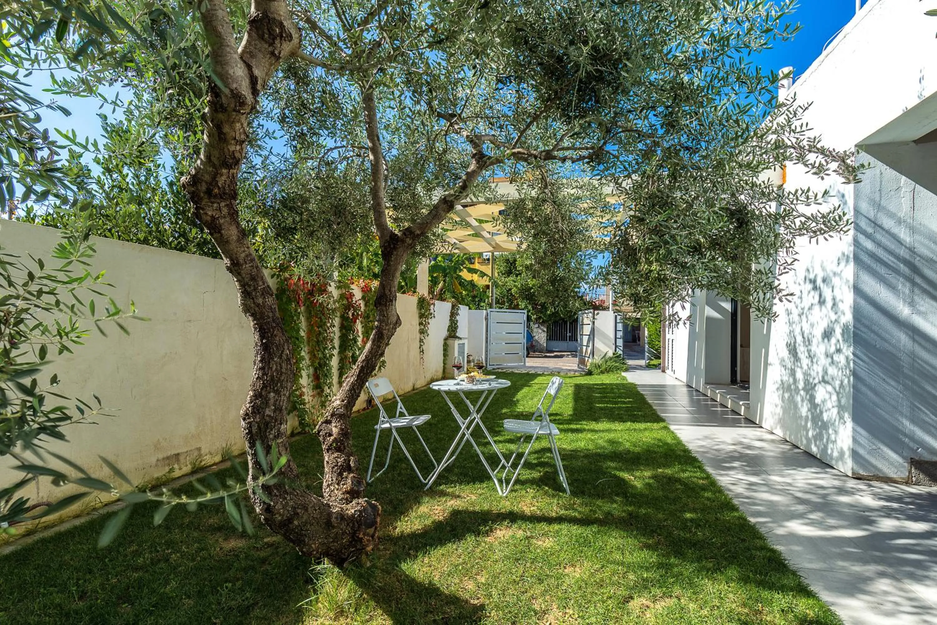 Property building in Alexander B&B