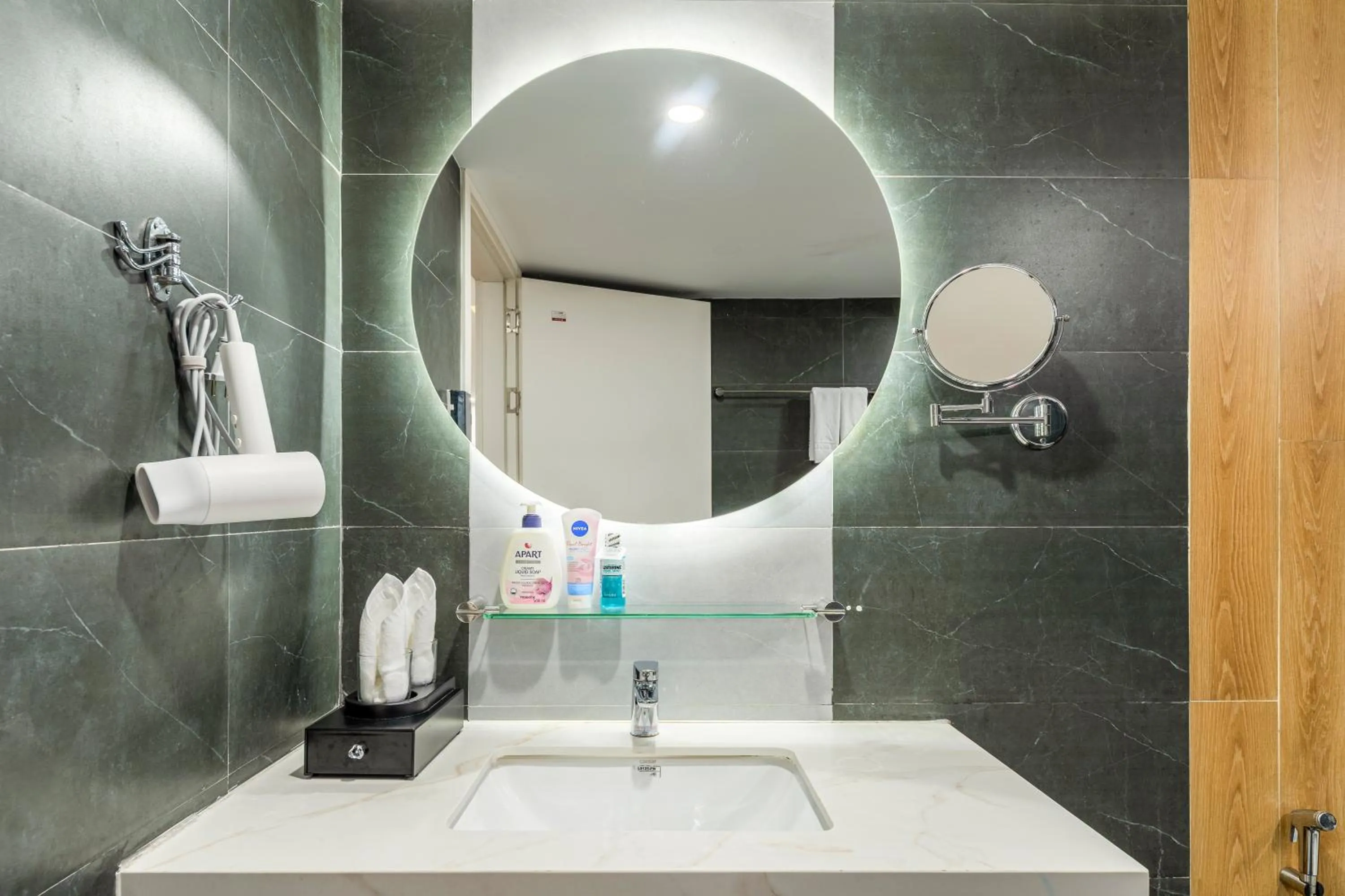 Bathroom in A25 Hotel -137 Nguyễn Du - Đà Nẵng