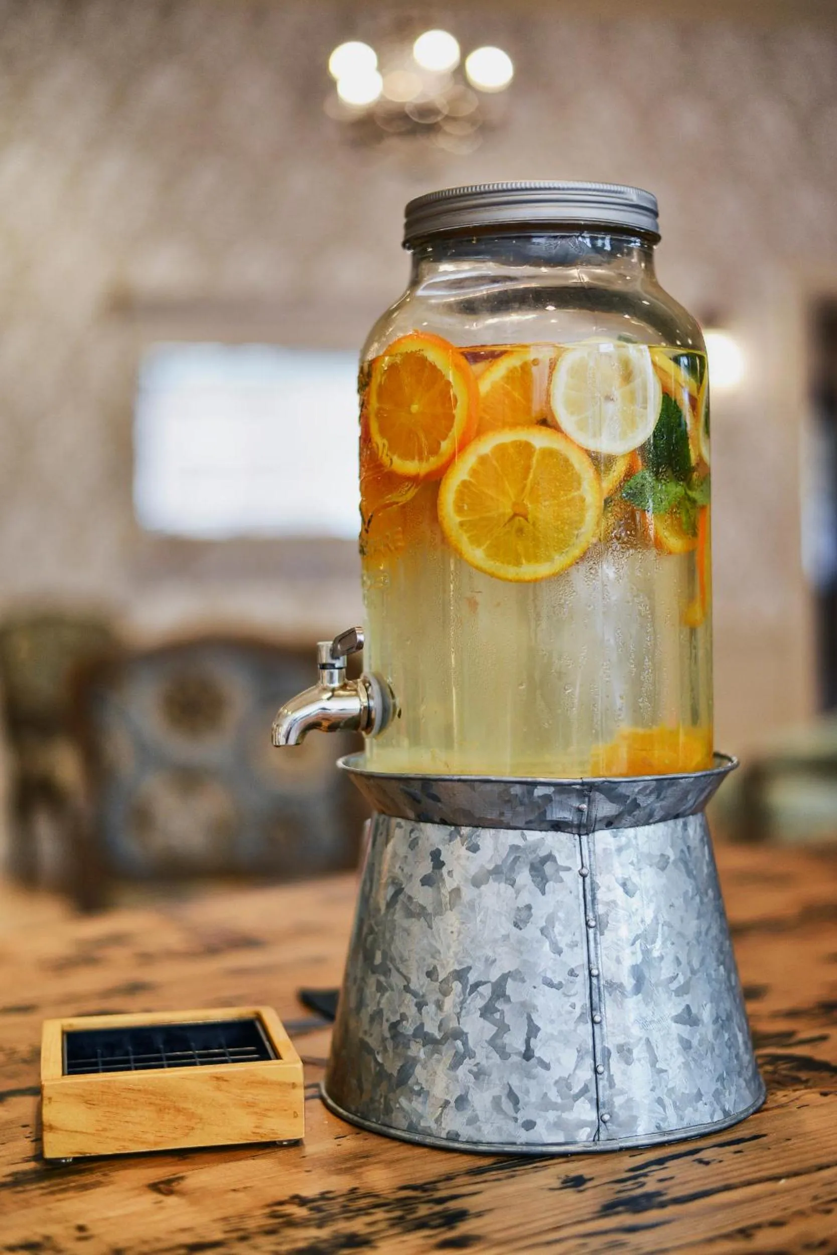 Coffee/tea facilities in The Stella Hotel & Ballroom