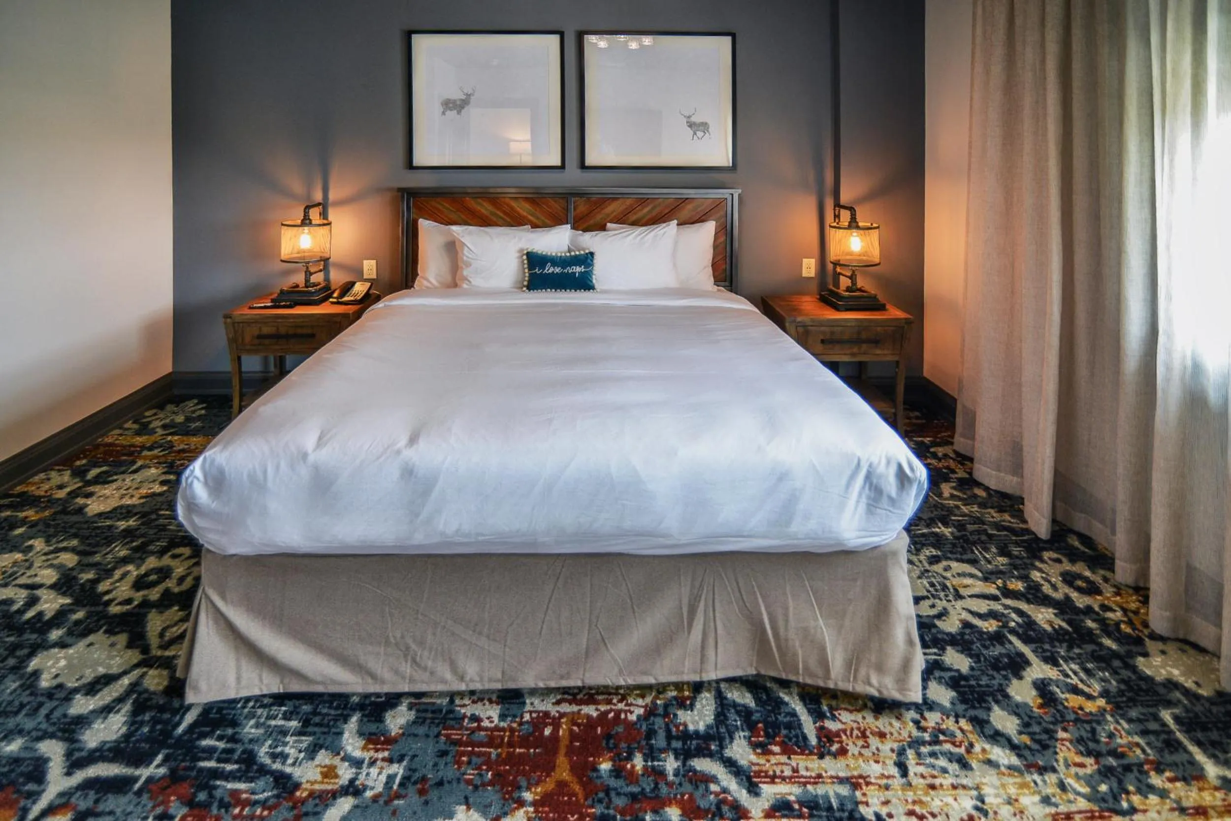 Bed in The Stella Hotel & Ballroom