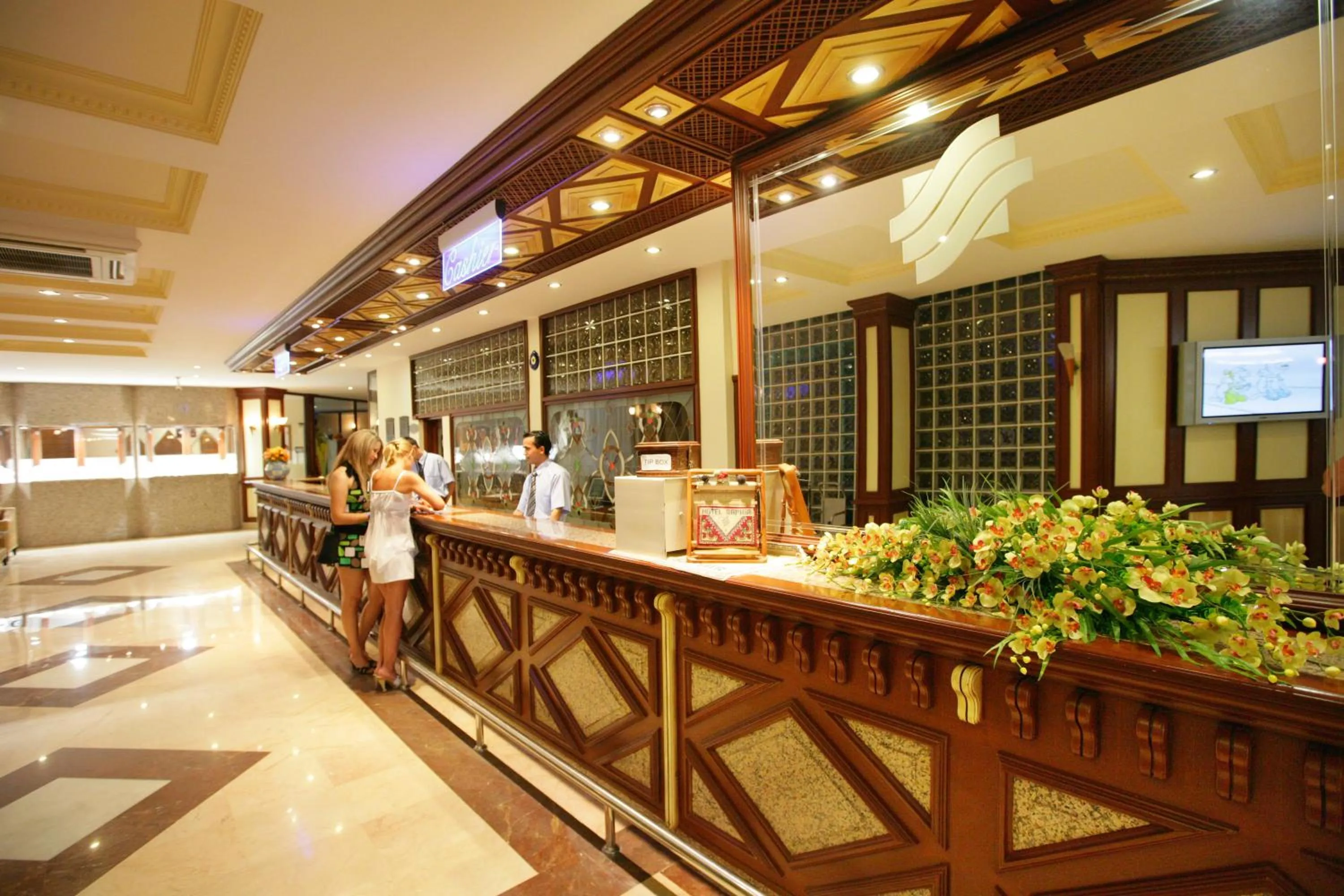Lobby or reception in Saphir Hotel & Villas