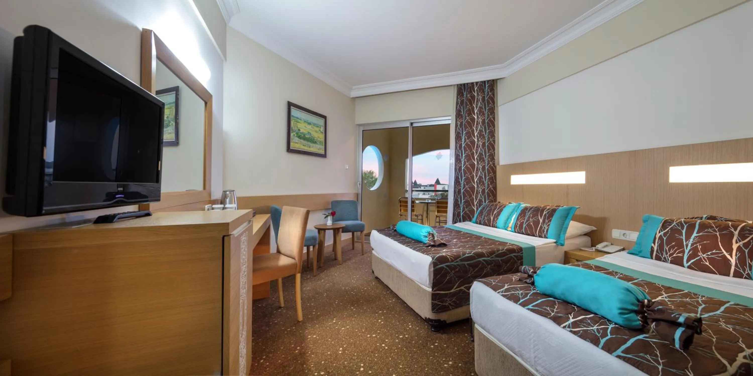 Photo of the whole room in Saphir Hotel & Villas