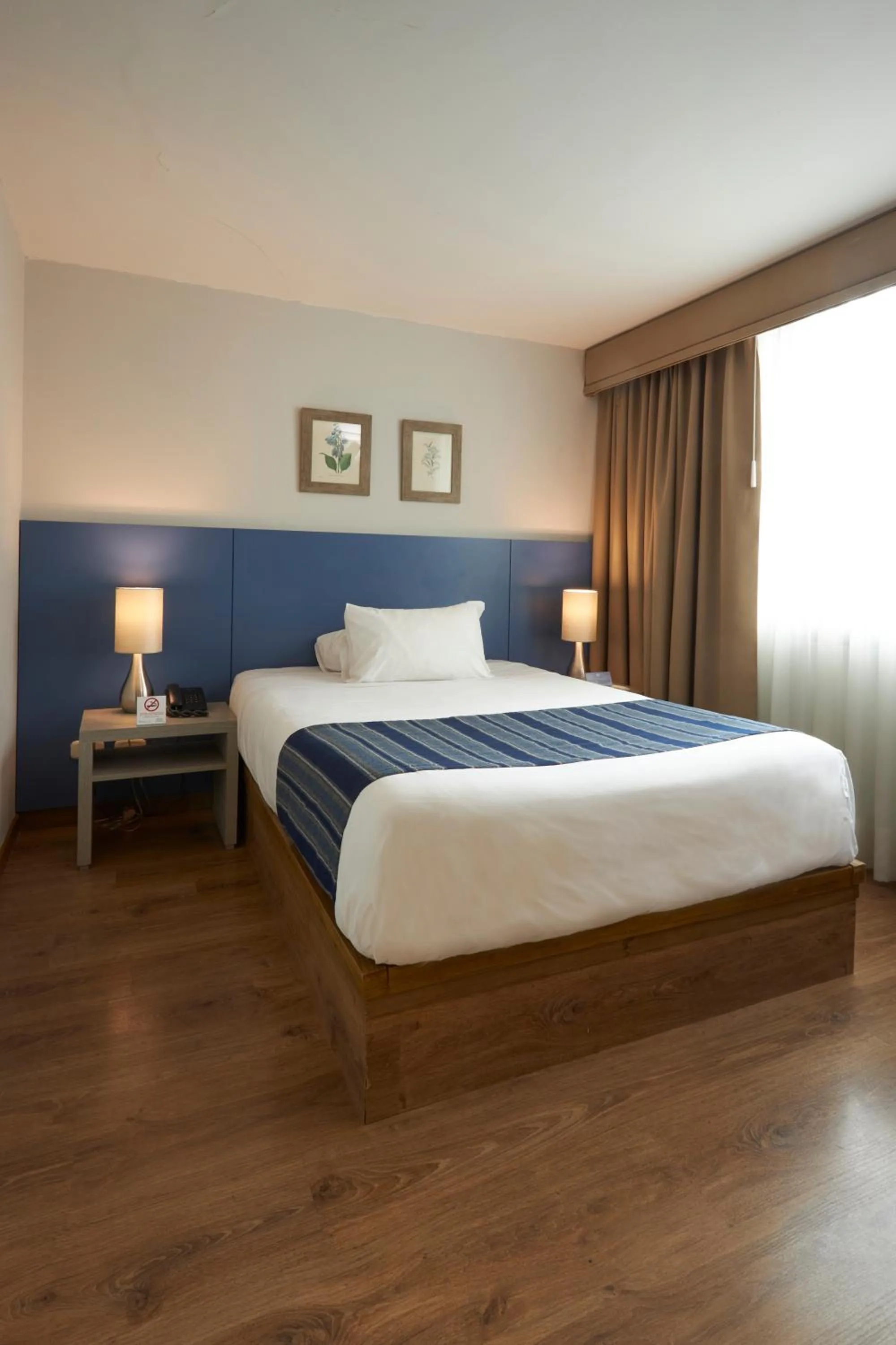 Bed in Hotel Saint Simon