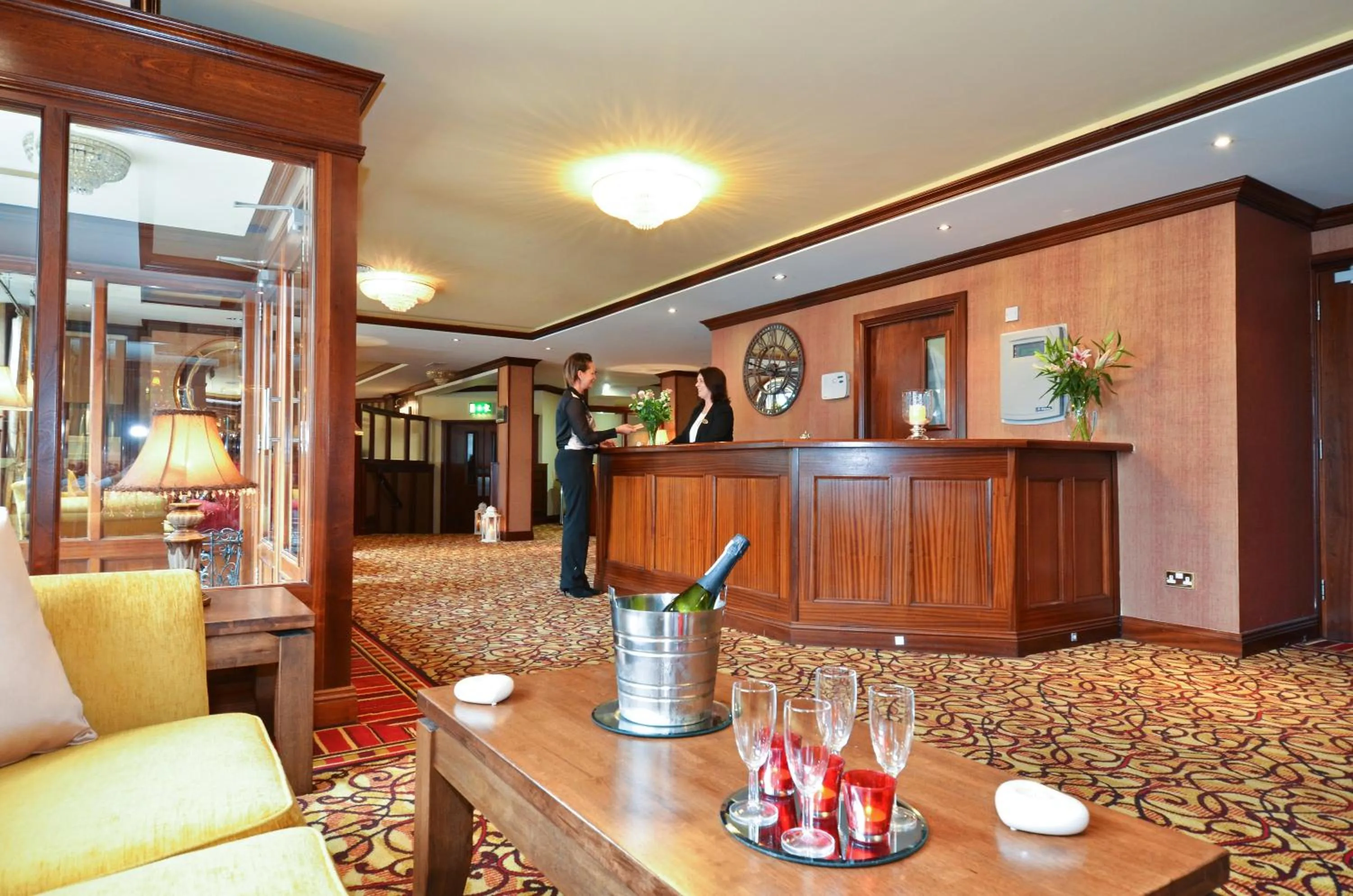 Lobby or reception in Hotel Newport