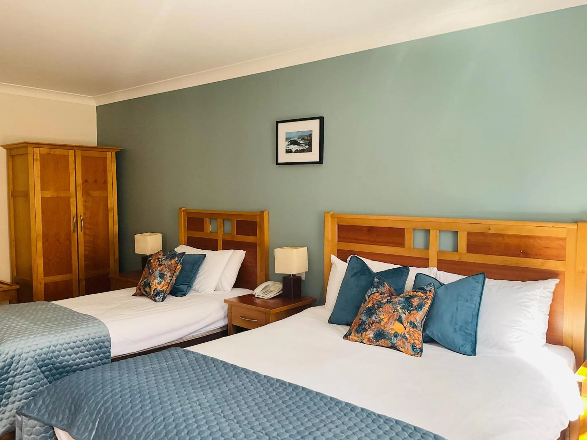 Bed in Hotel Newport