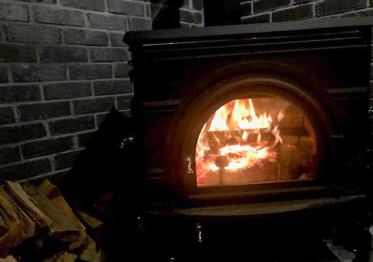 Communal lounge/ TV room in Pension Kamifuji