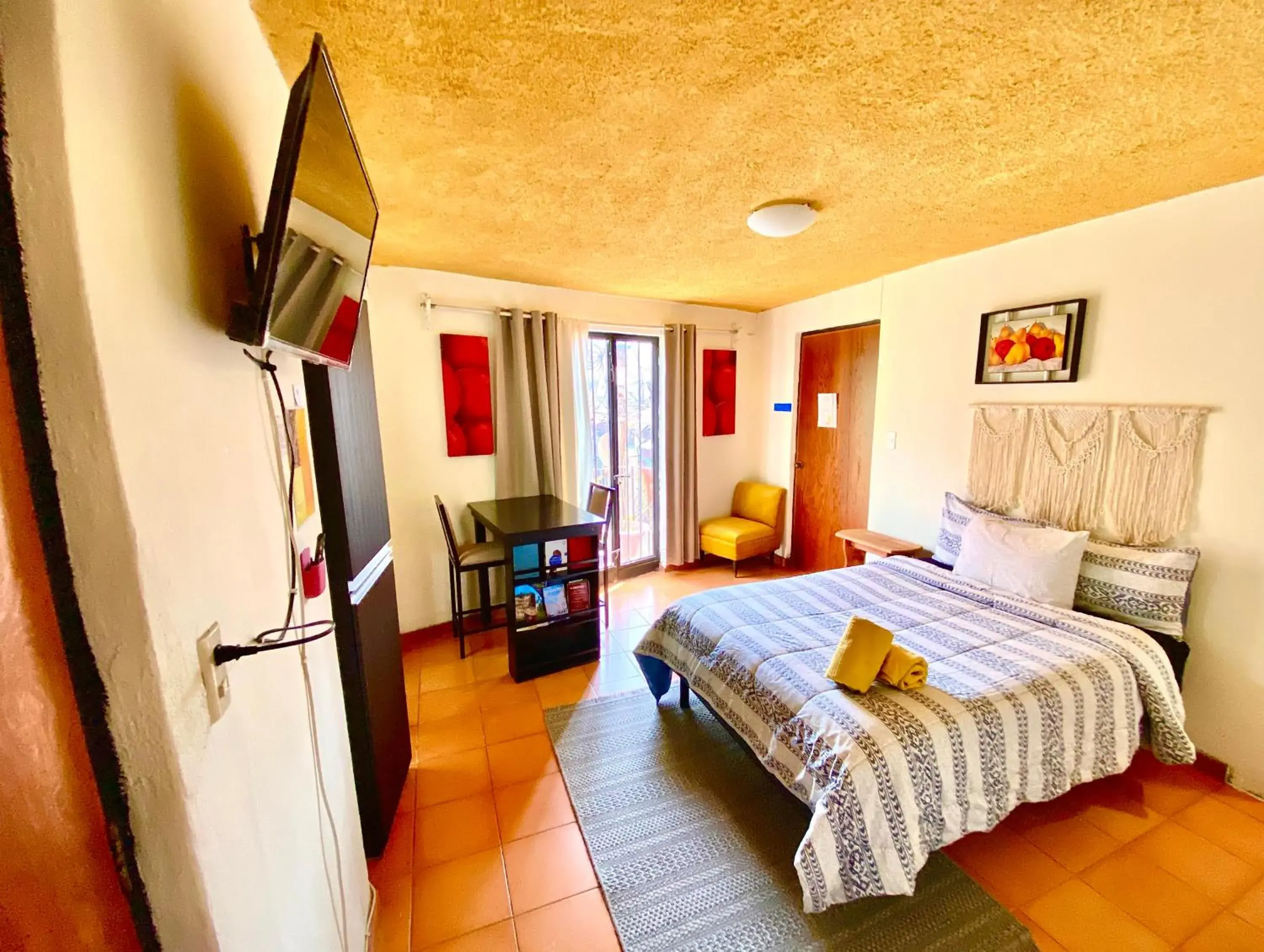 Triple Room - single occupancy in Casa Rofo Triple Room - single occupancy in Casa Rofo