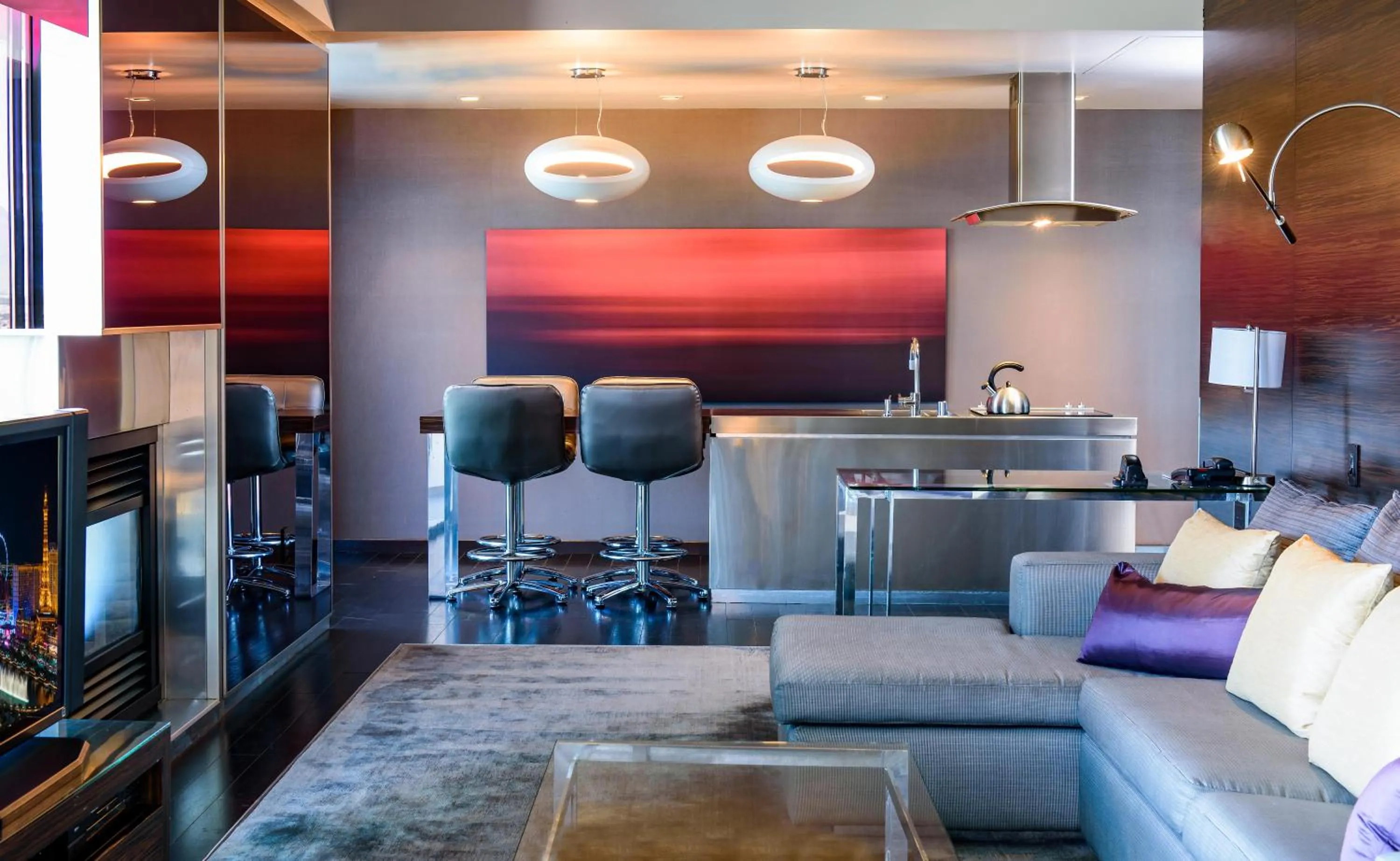 Kitchen or kitchenette in Palms Place One Bedroom Suite 1220 sqft