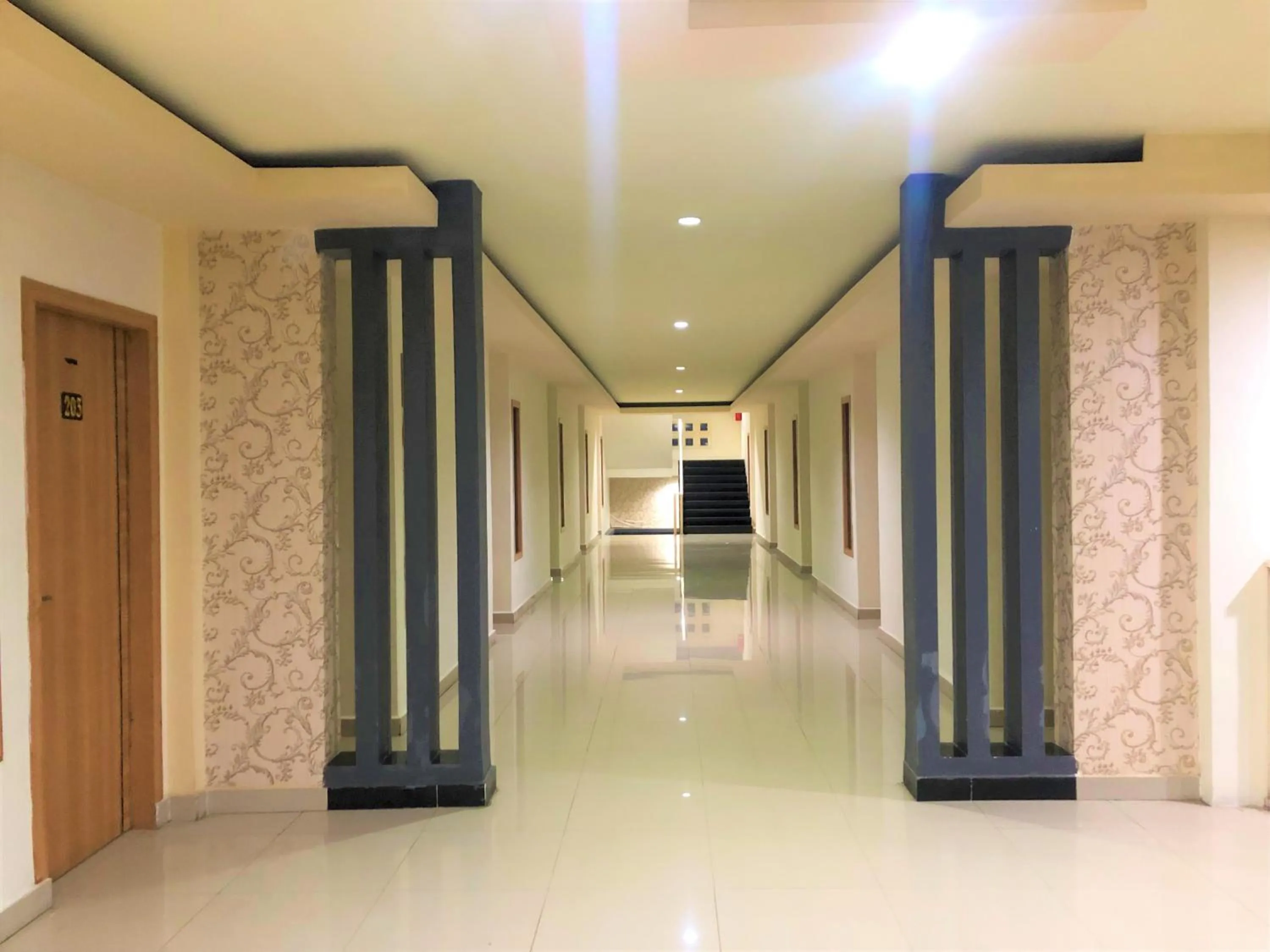 Area and facilities in MS Hotel Pinrang Mitra RedDoorz