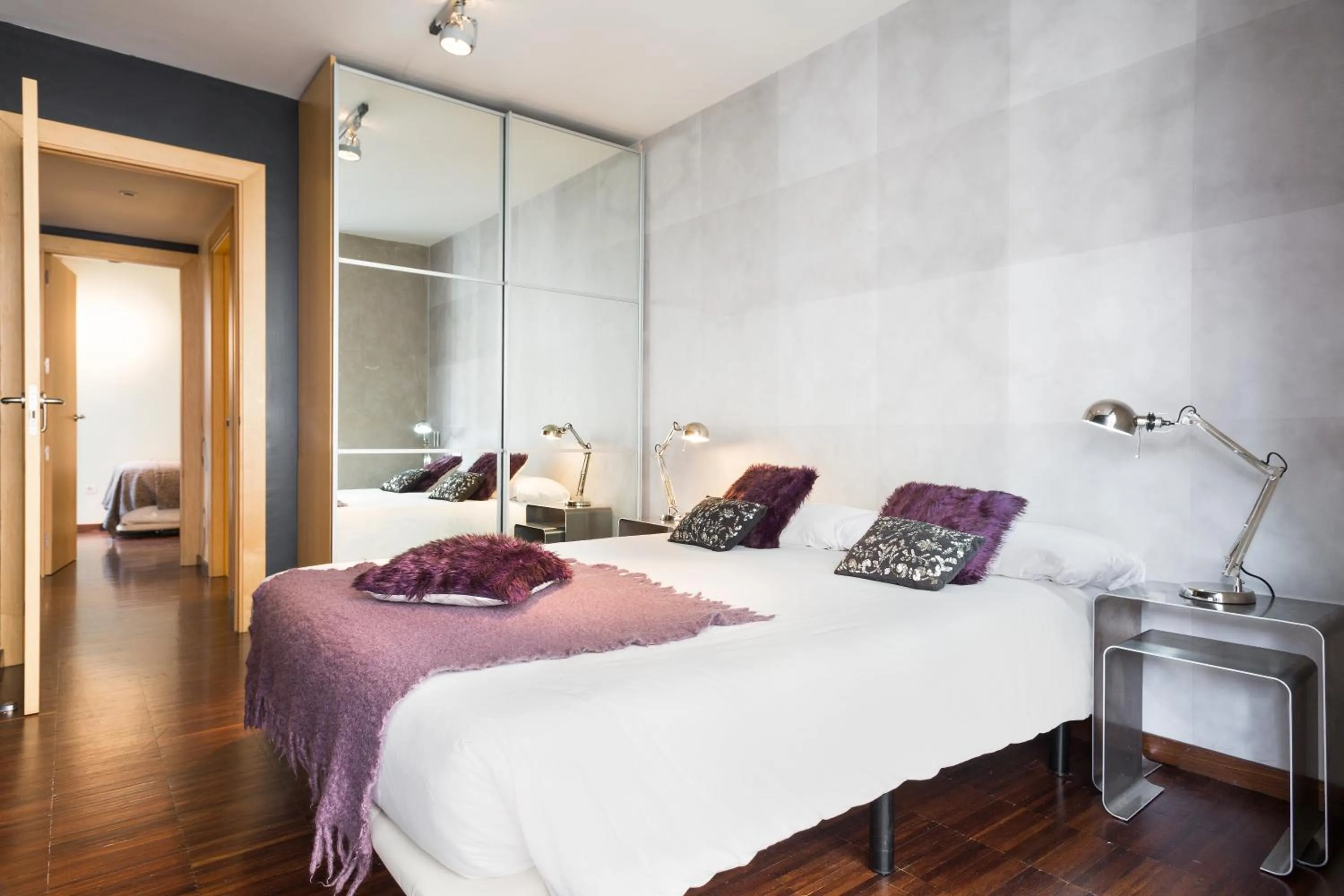 Bedroom, Bed in My Space Barcelona Executive Apartments Center