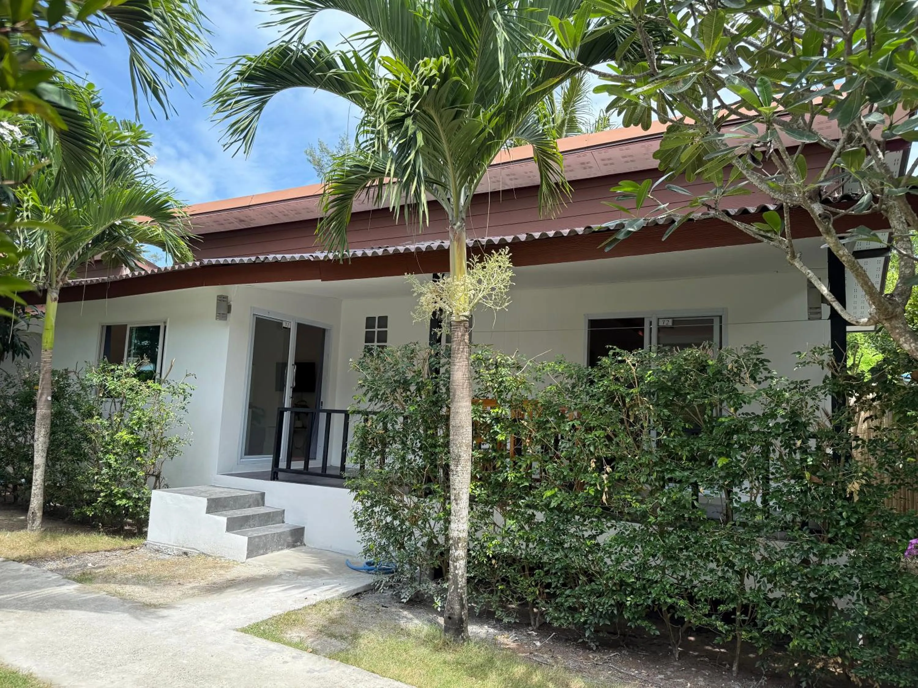 Property building in CheeVa Beach Resort