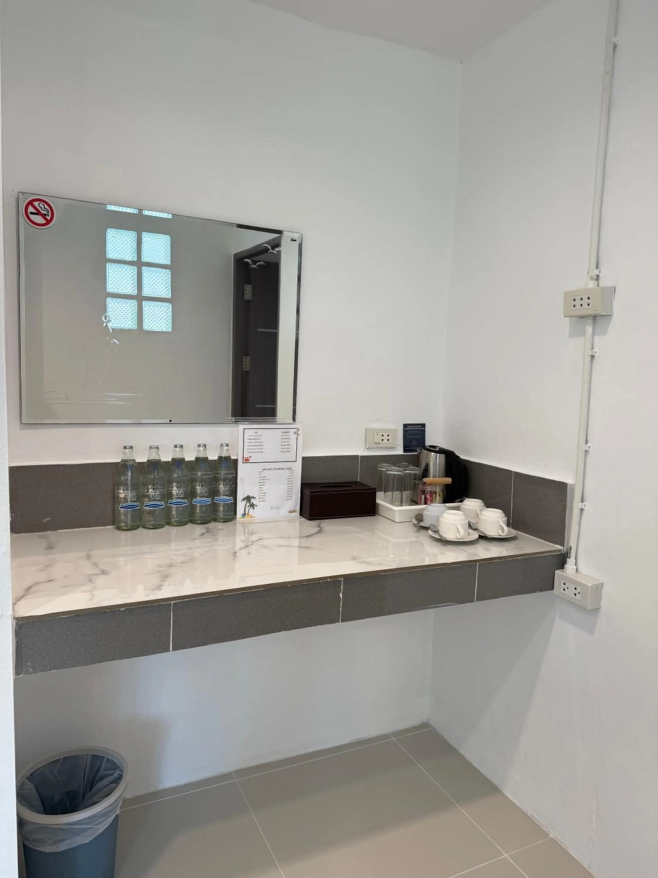 Coffee/tea facilities in CheeVa Beach Resort