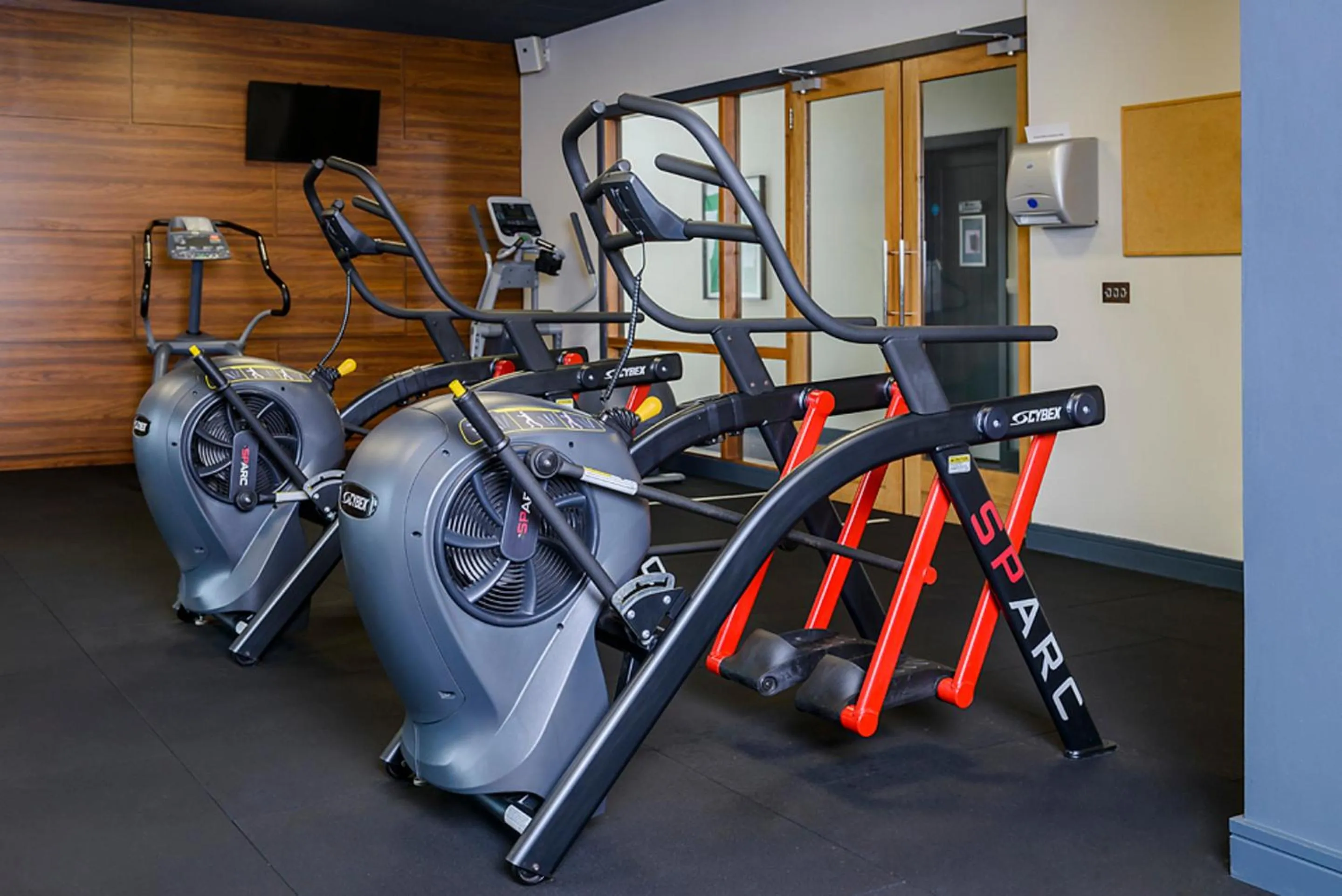 Fitness centre/facilities in Manor West Hotel & Leisure Club