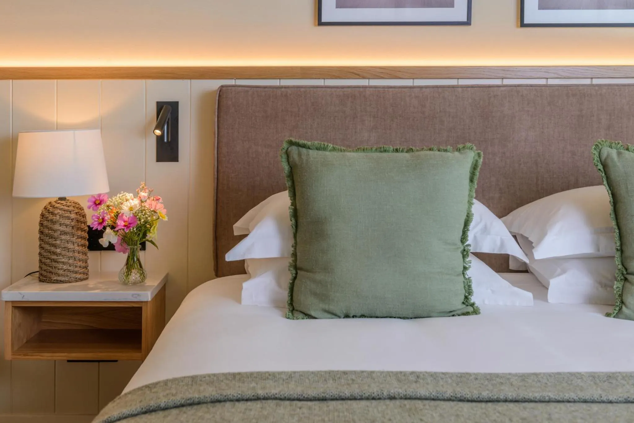 Bed in Manor West Hotel & Leisure Club