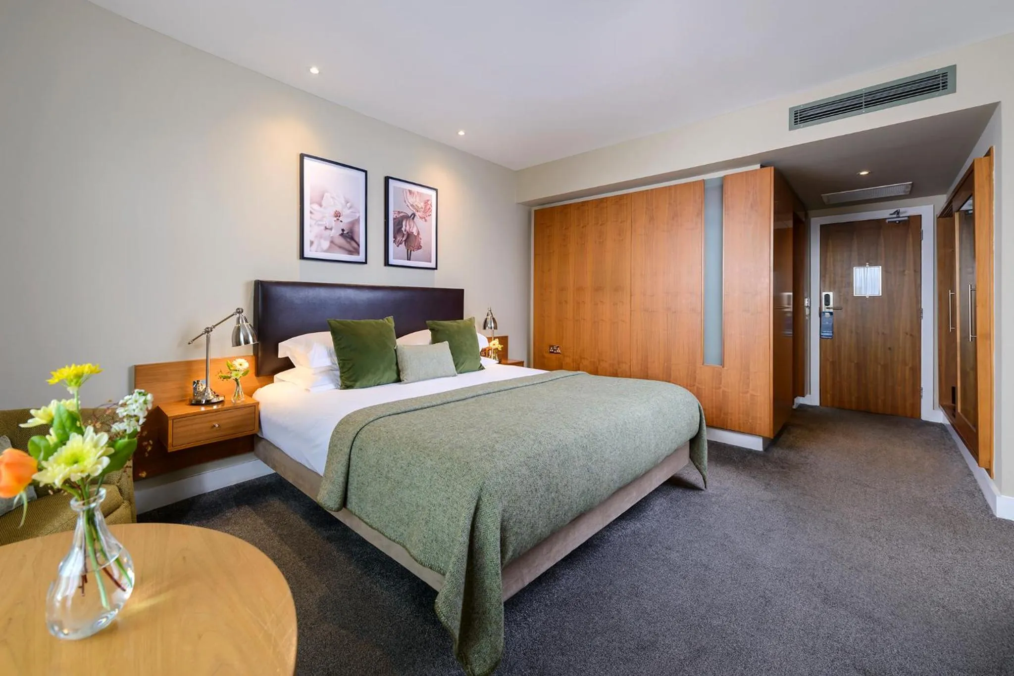 Bed in Manor West Hotel & Leisure Club