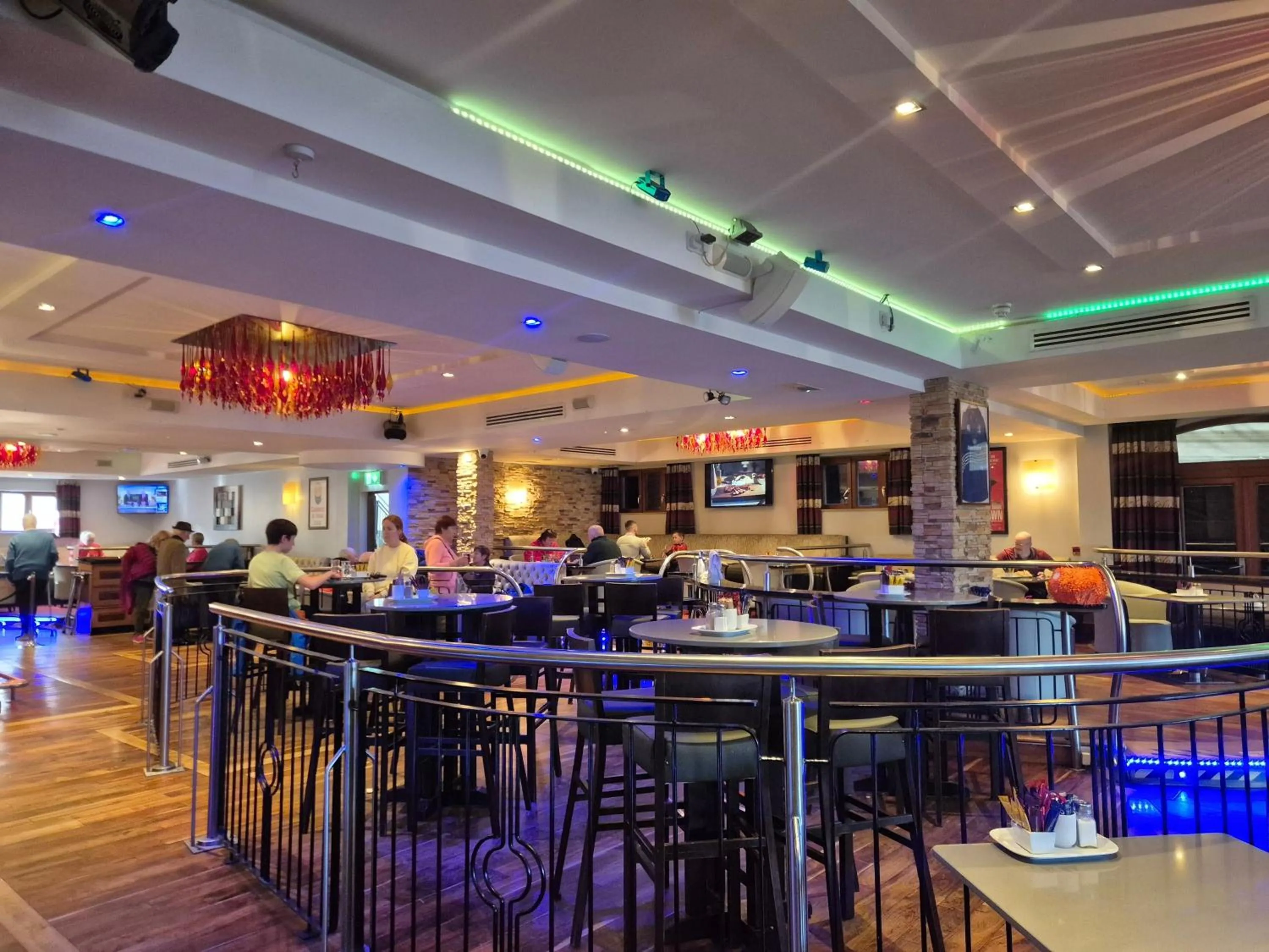 Lounge or bar in Annebrook House Hotel