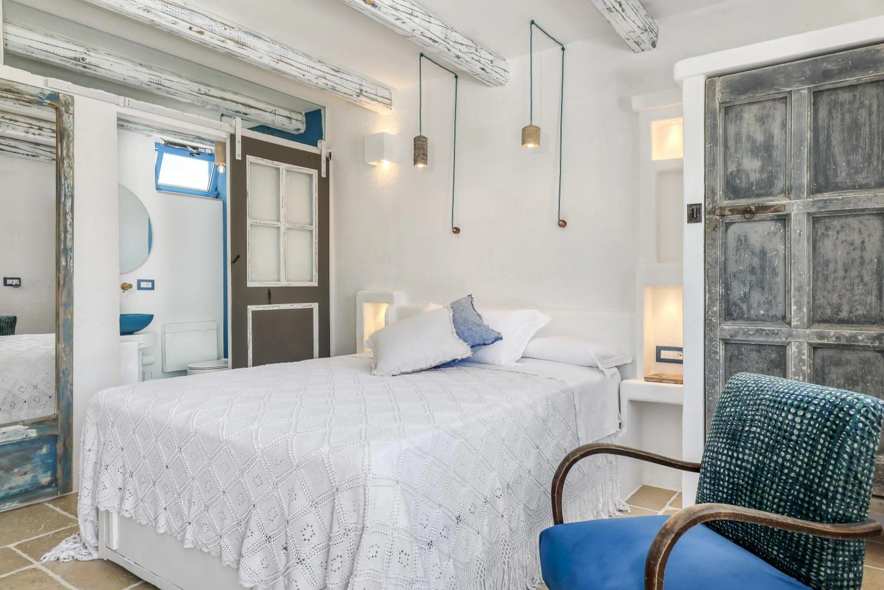 Photo of the whole room, Bed in Trulli Terra Magica