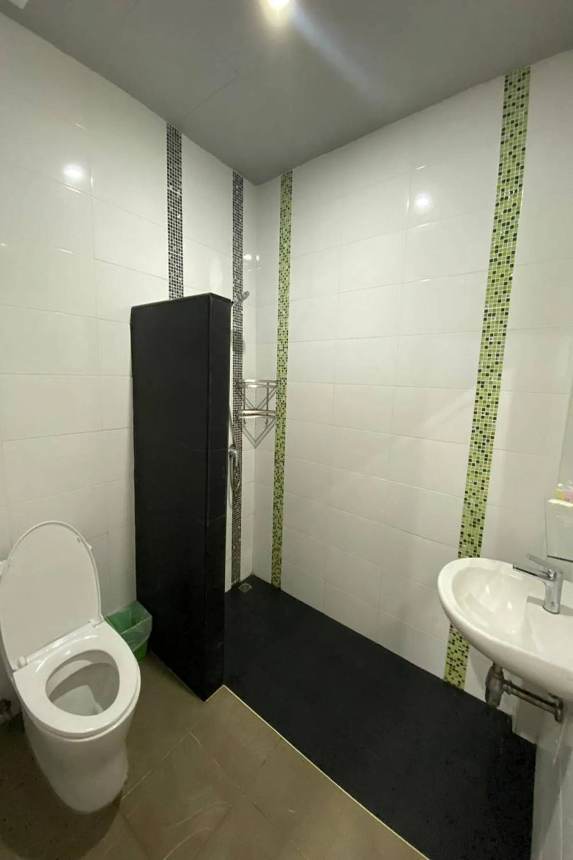 Toilet in Tann Anda Resort
