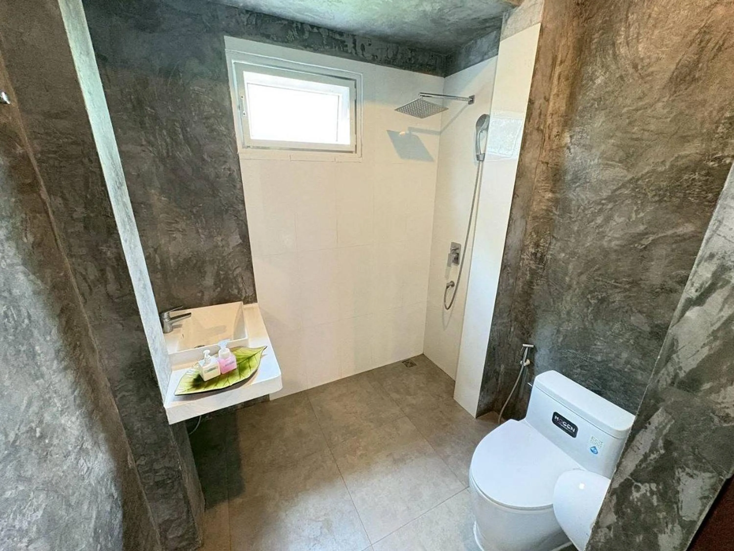 Bathroom in Tann Anda Resort