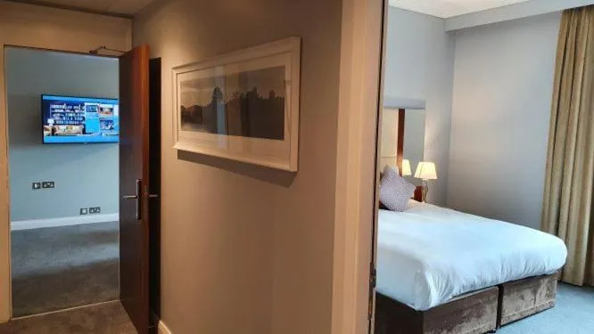 Photo of the whole room, Bed in Shearwater Hotel & Spa