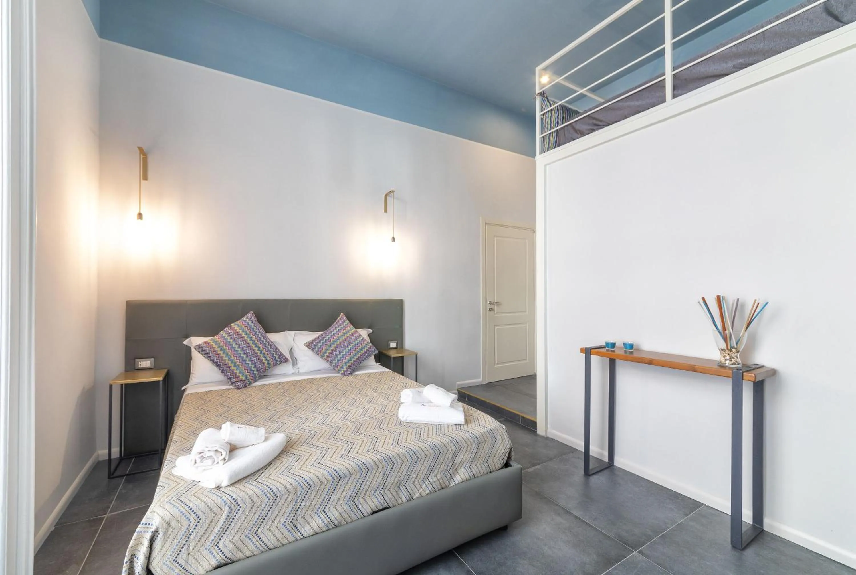 Bed in Be Italian Flat Duomo 319