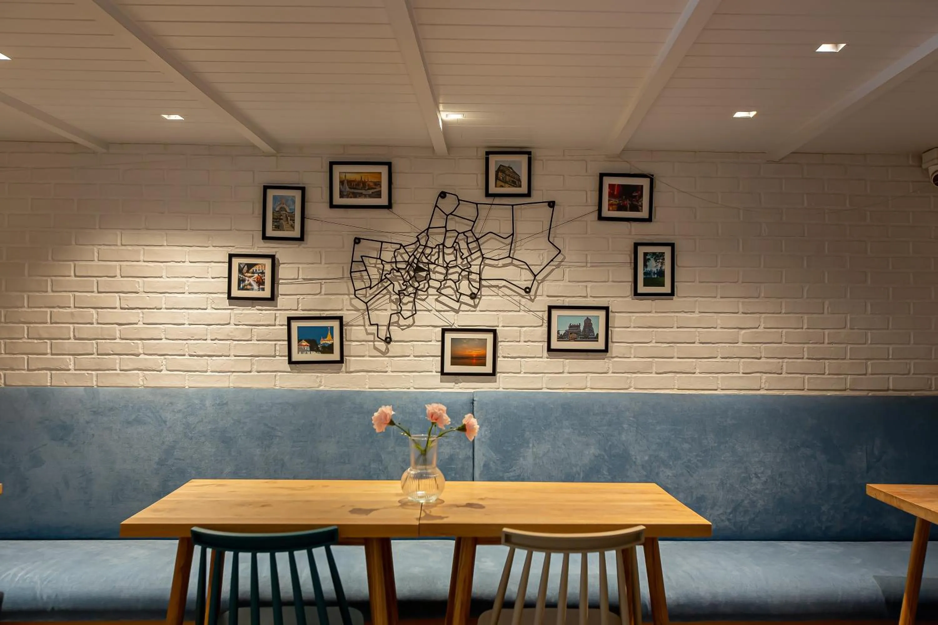 Living room in Simply Sleep Hostel