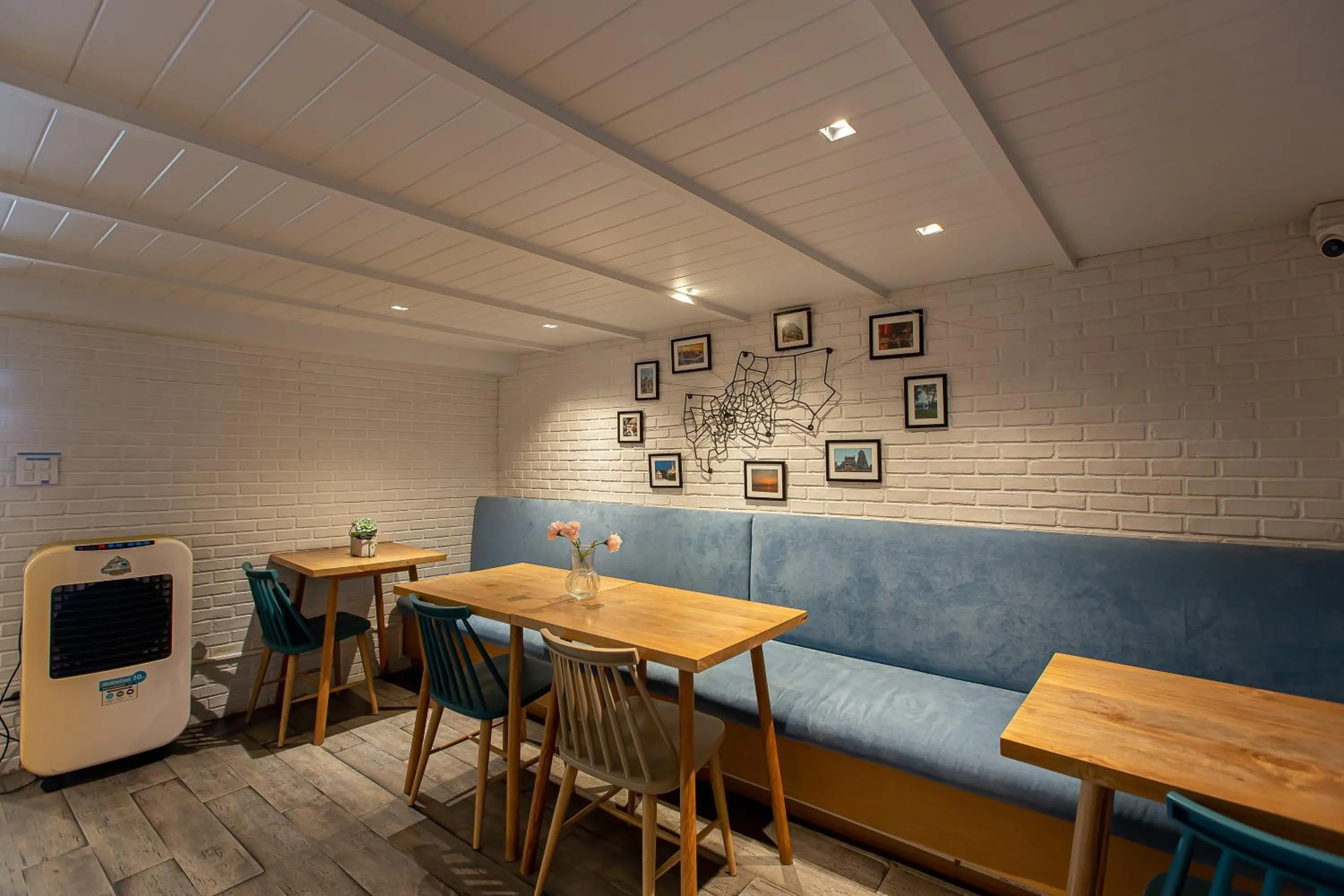 Kitchen or kitchenette in Simply Sleep Hostel