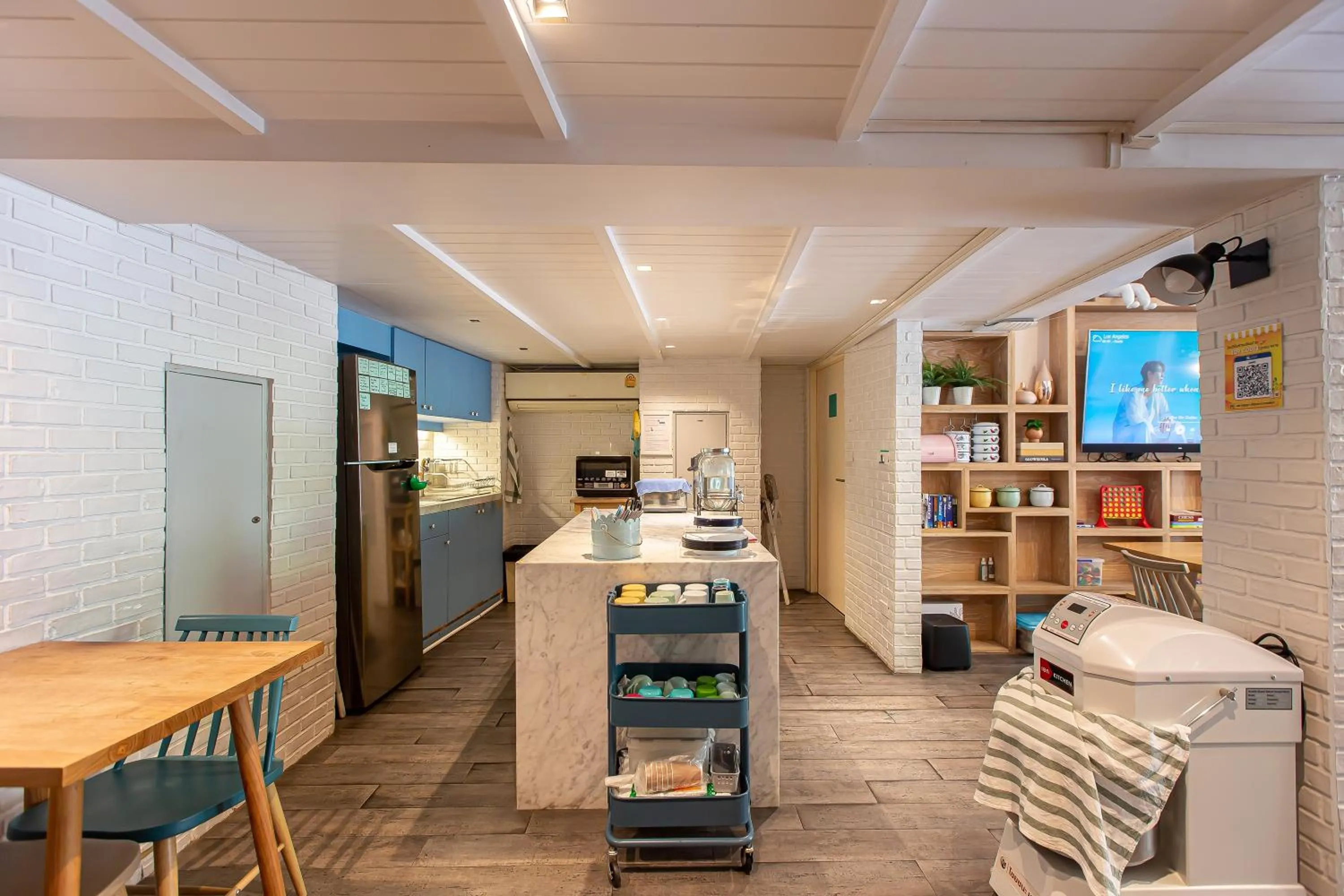 Kitchen or kitchenette in Simply Sleep Hostel