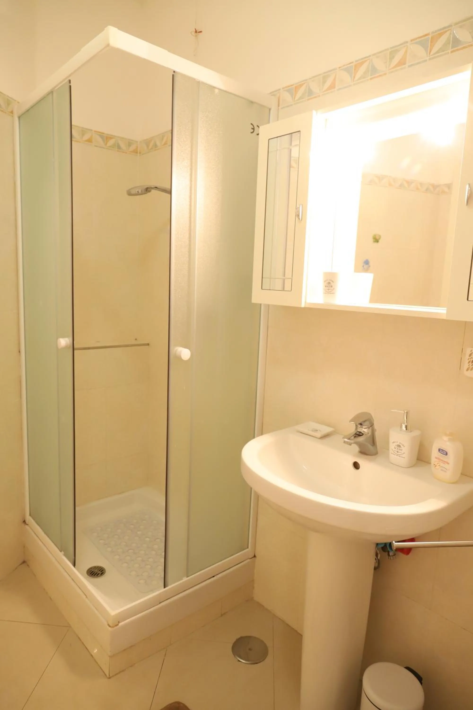 Shower in Alle Torri