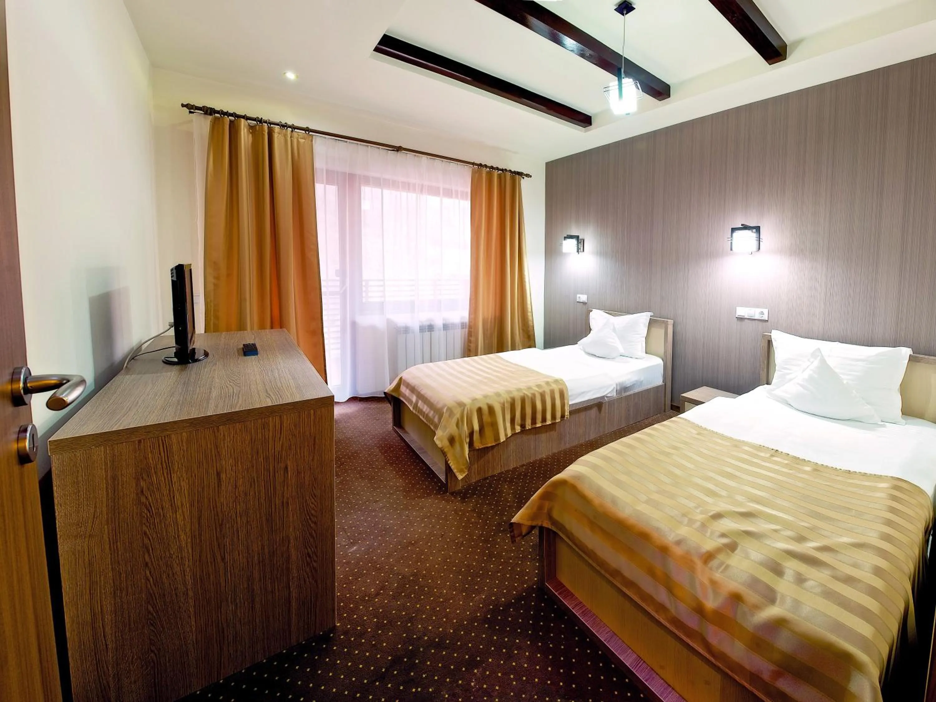 Suite with Spa Bath in Pensiunea JOJO2