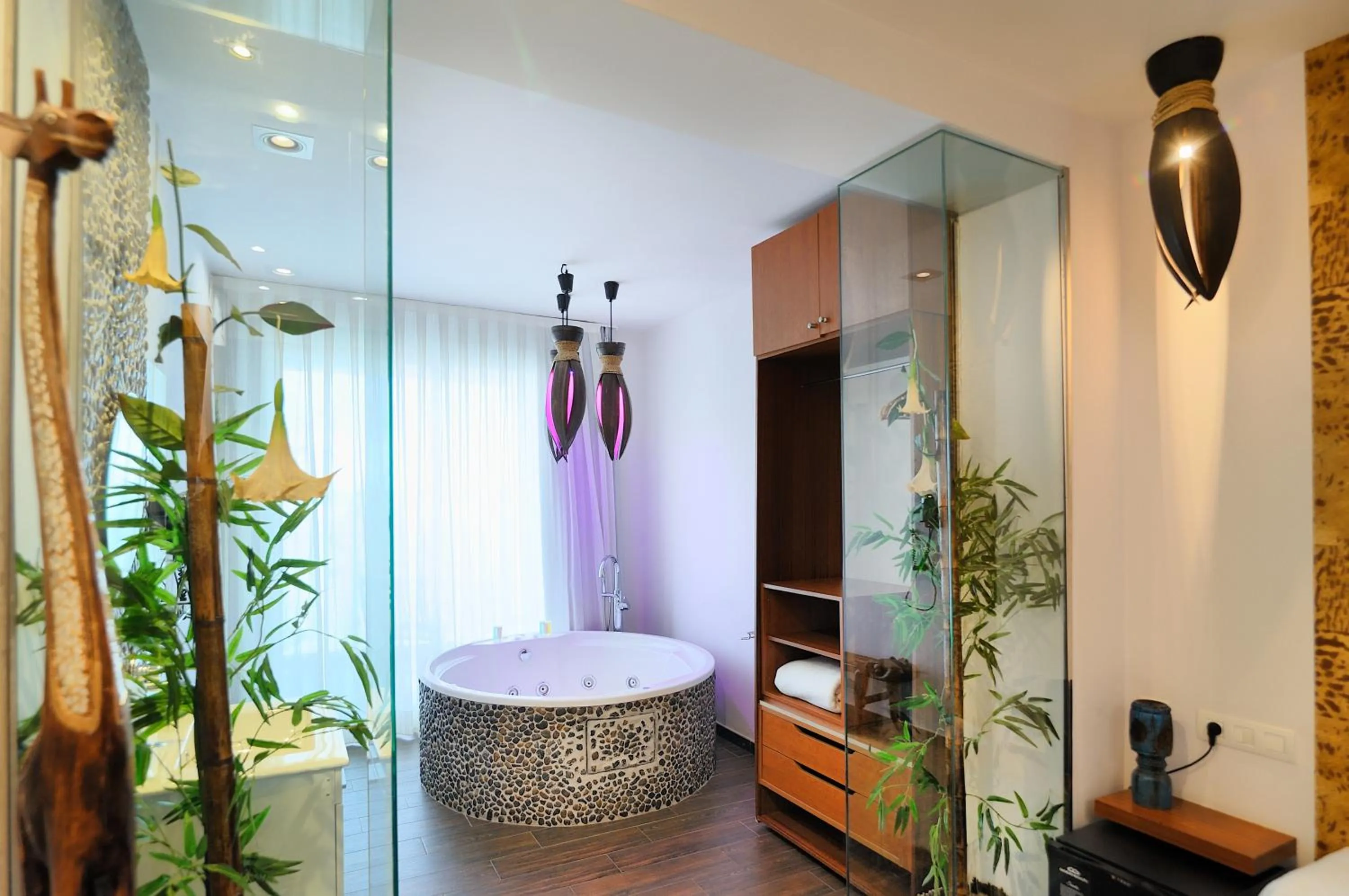 Bath in Hotel Boutique Sabbia Valencia