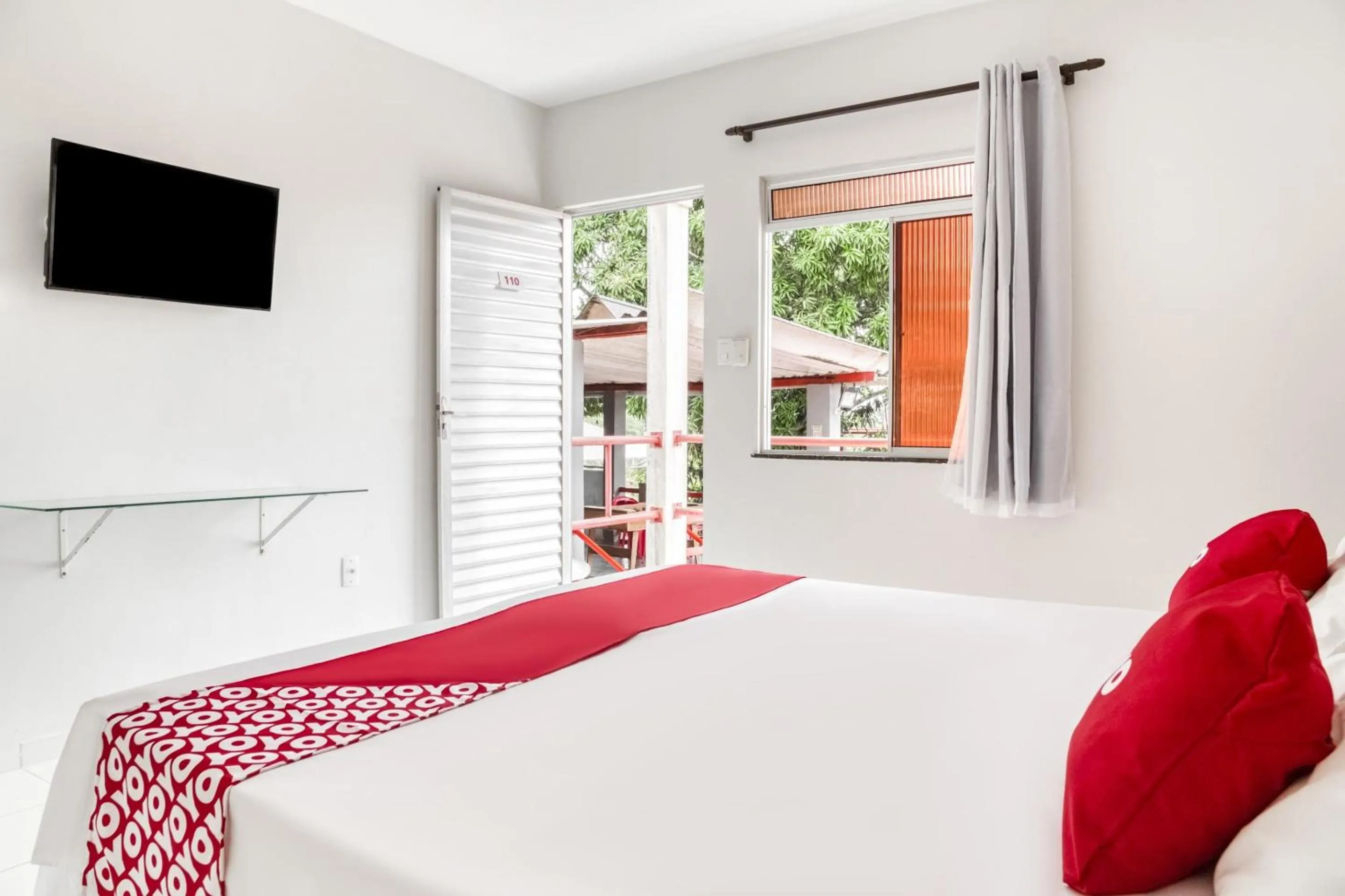 Bedroom, Bed in OYO Praia Hotel Recanto do Tomé - Salvador