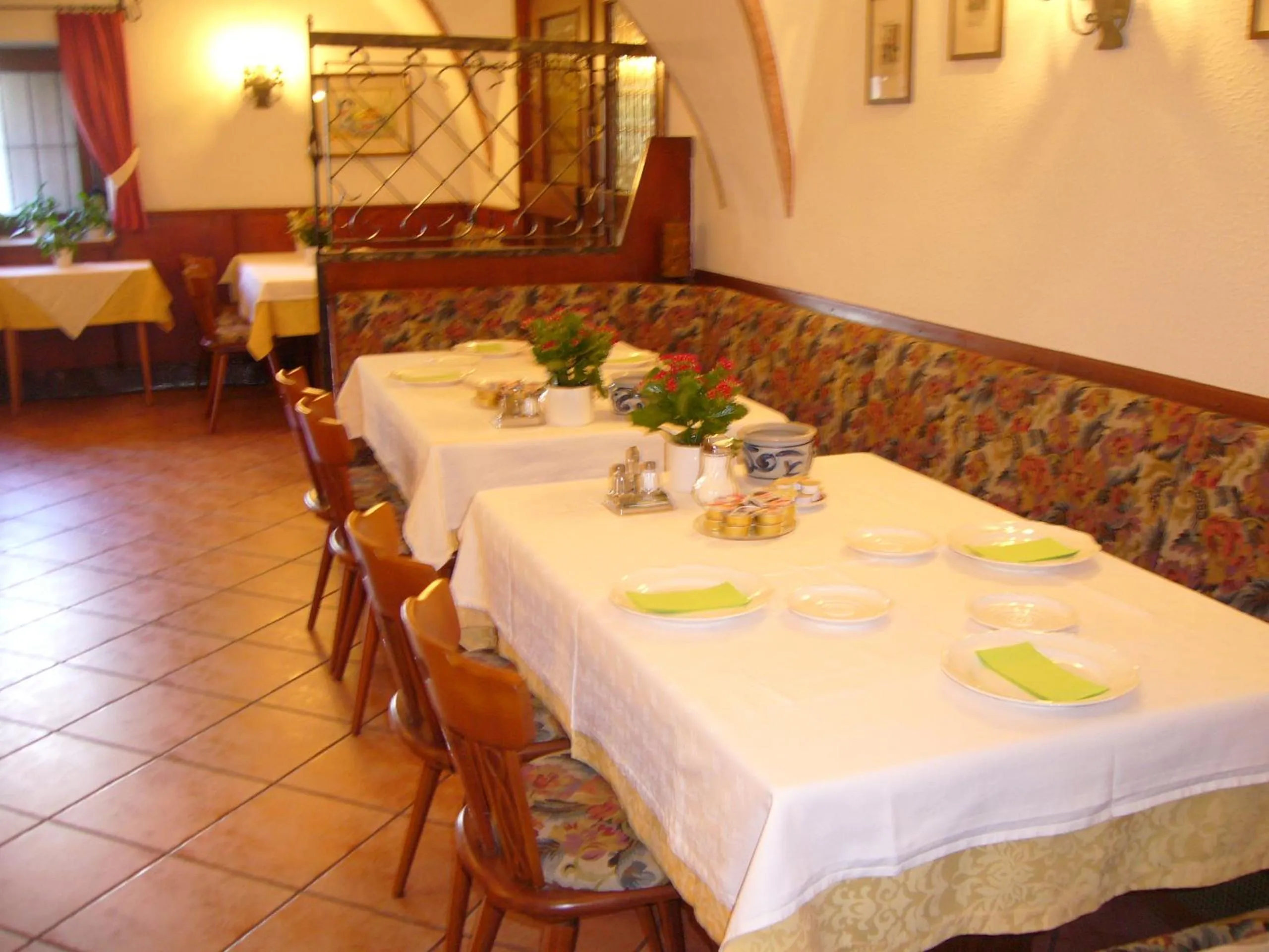 Dining area in Hotel Gasthof WASTL