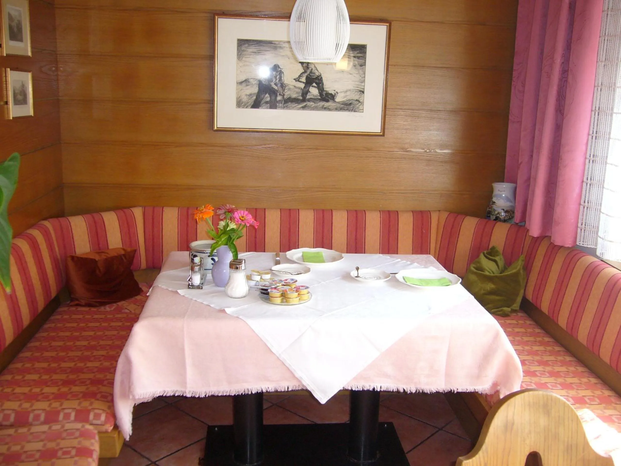 Restaurant/places to eat in Hotel Gasthof WASTL