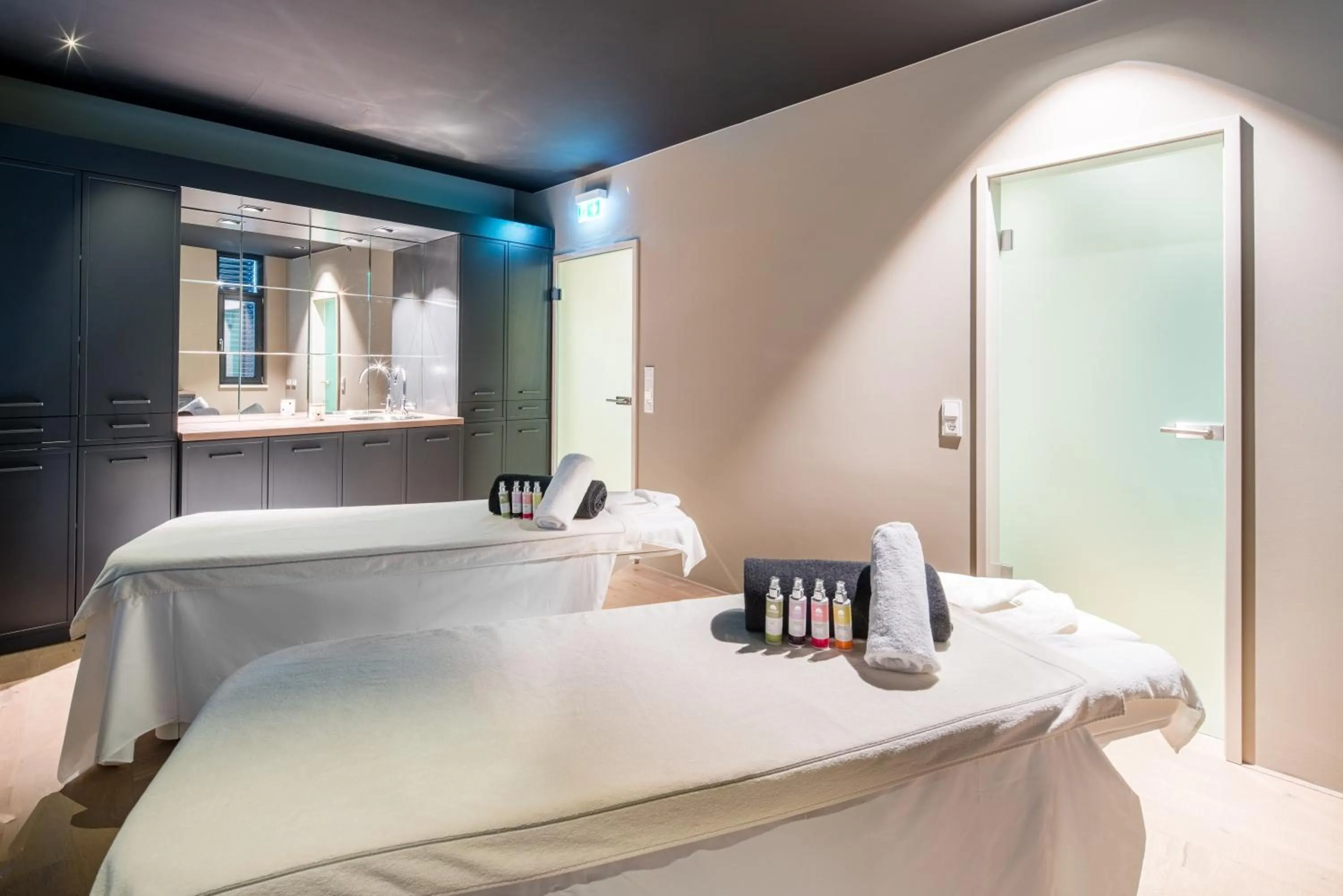 Massage, Bed in Zeller-Hotel+Restaurant