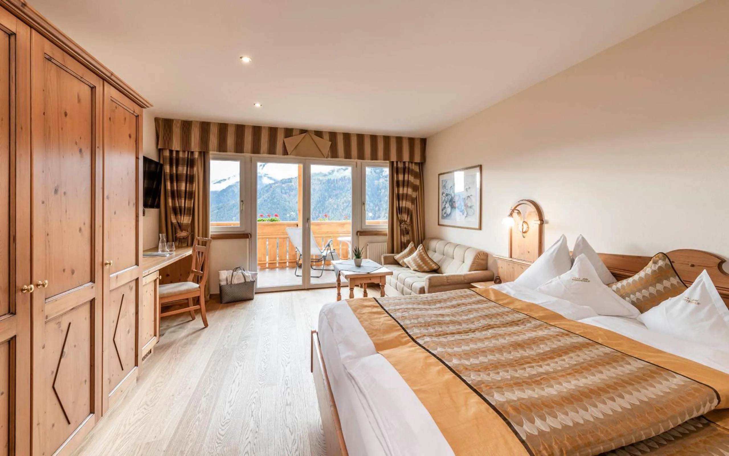 Bed in Hotel Fürstenhof