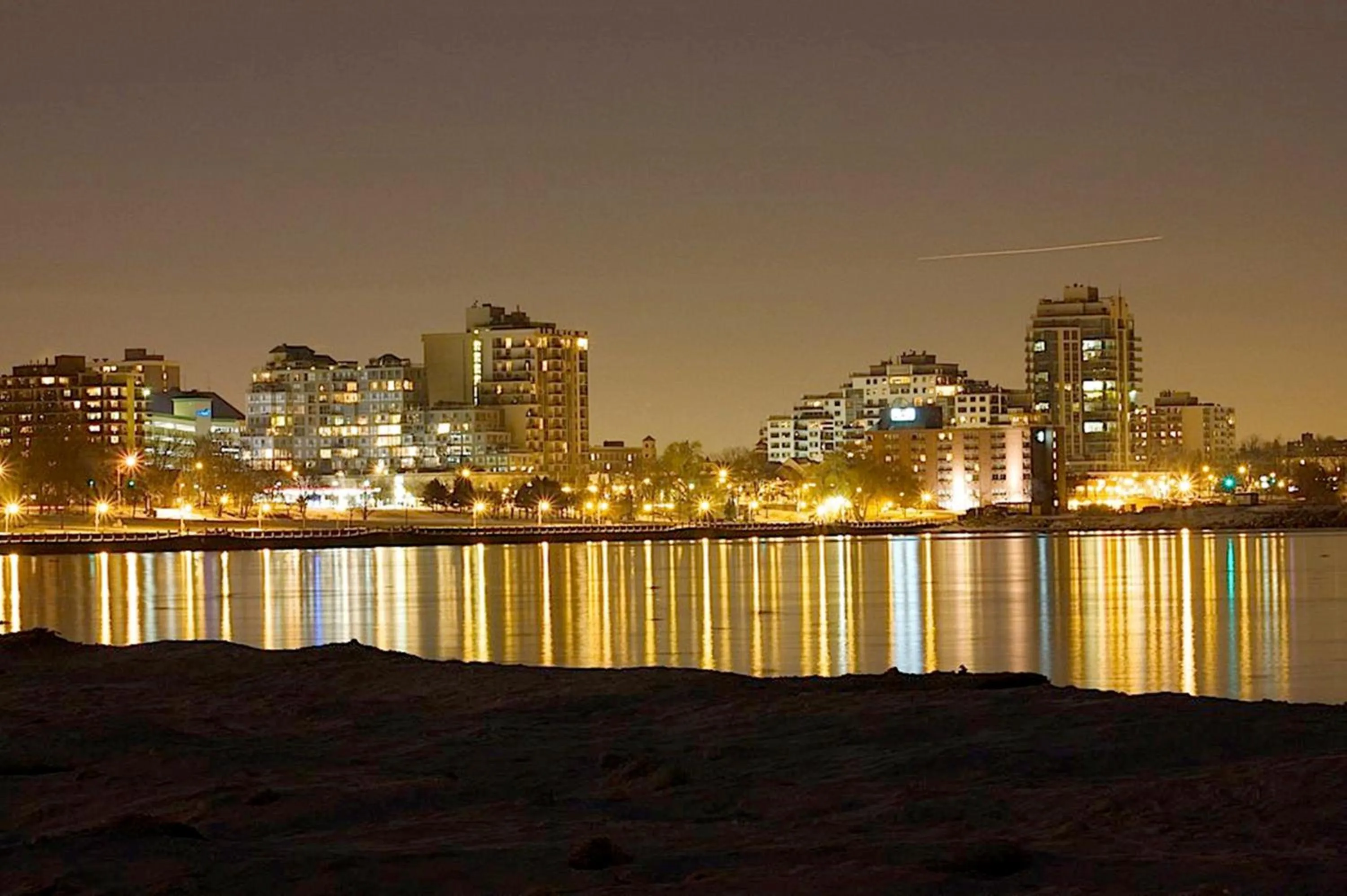 Night in Waterfront Hotel Downtown Burlington