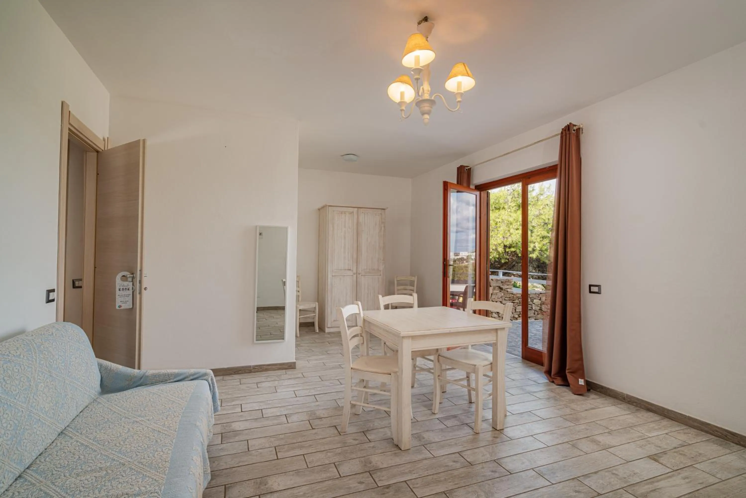 Photo of the whole room in Club Esse Sporting