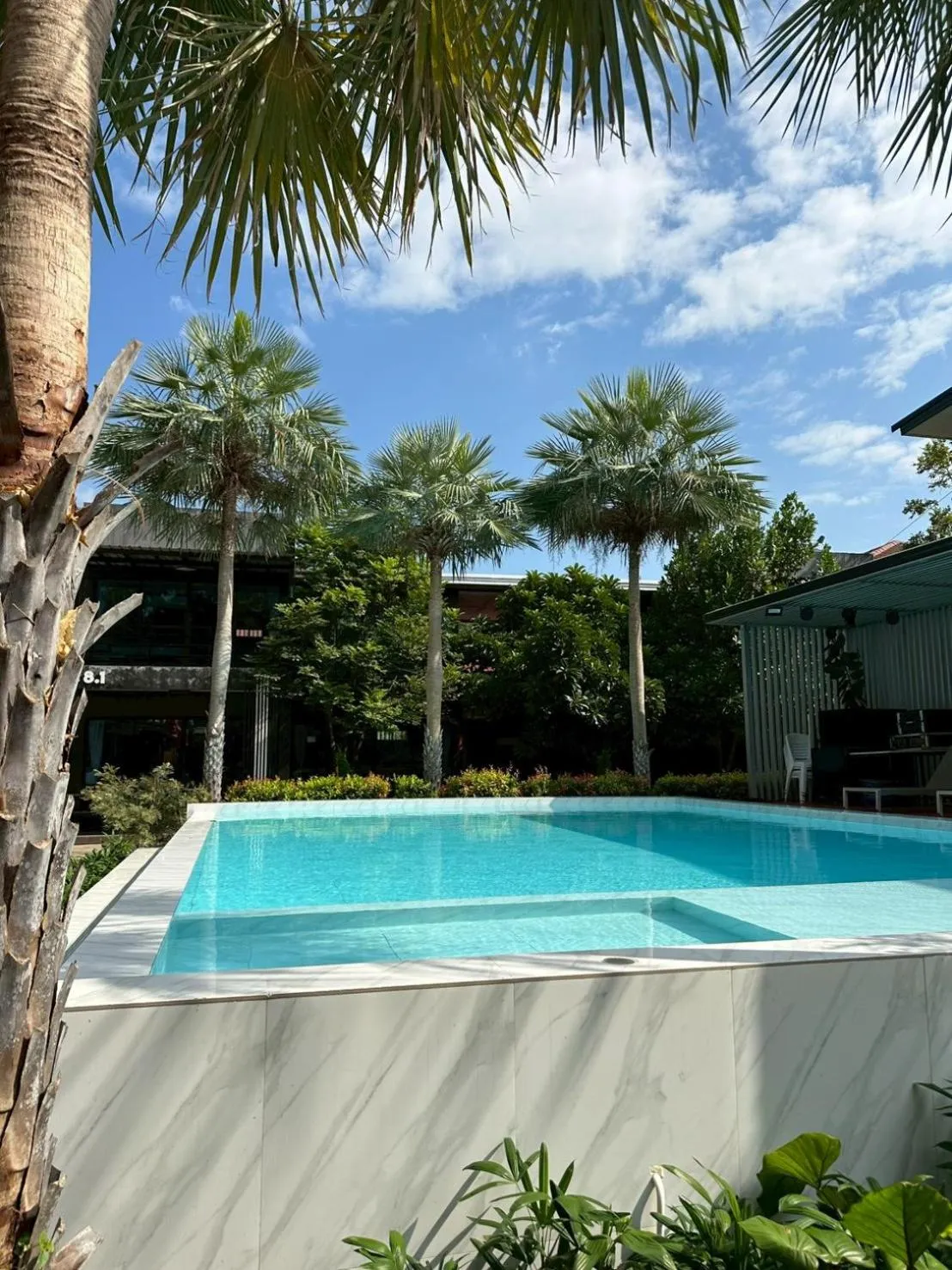 Swimming pool in Natthapon Resort Kaeng Kachan