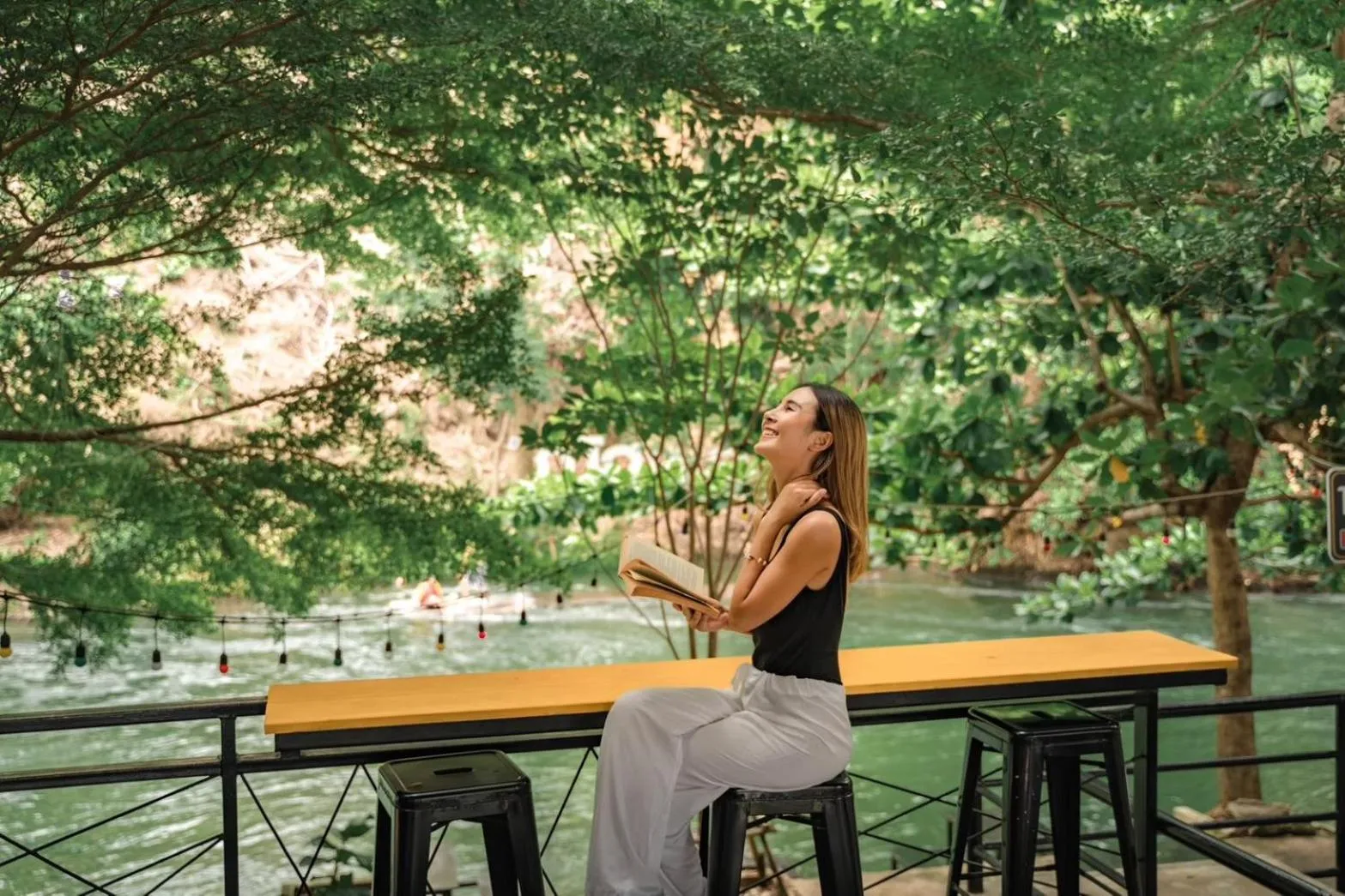 Spring in Natthapon Resort Kaeng Kachan