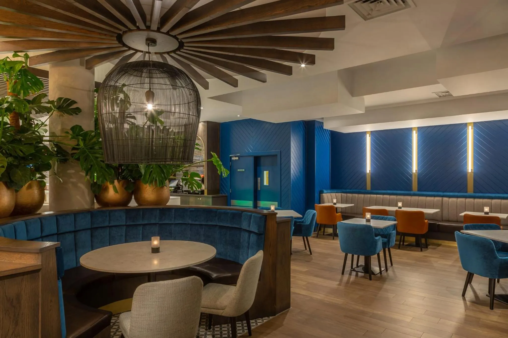 Lounge or bar in Crowne Plaza Dublin Airport by IHG