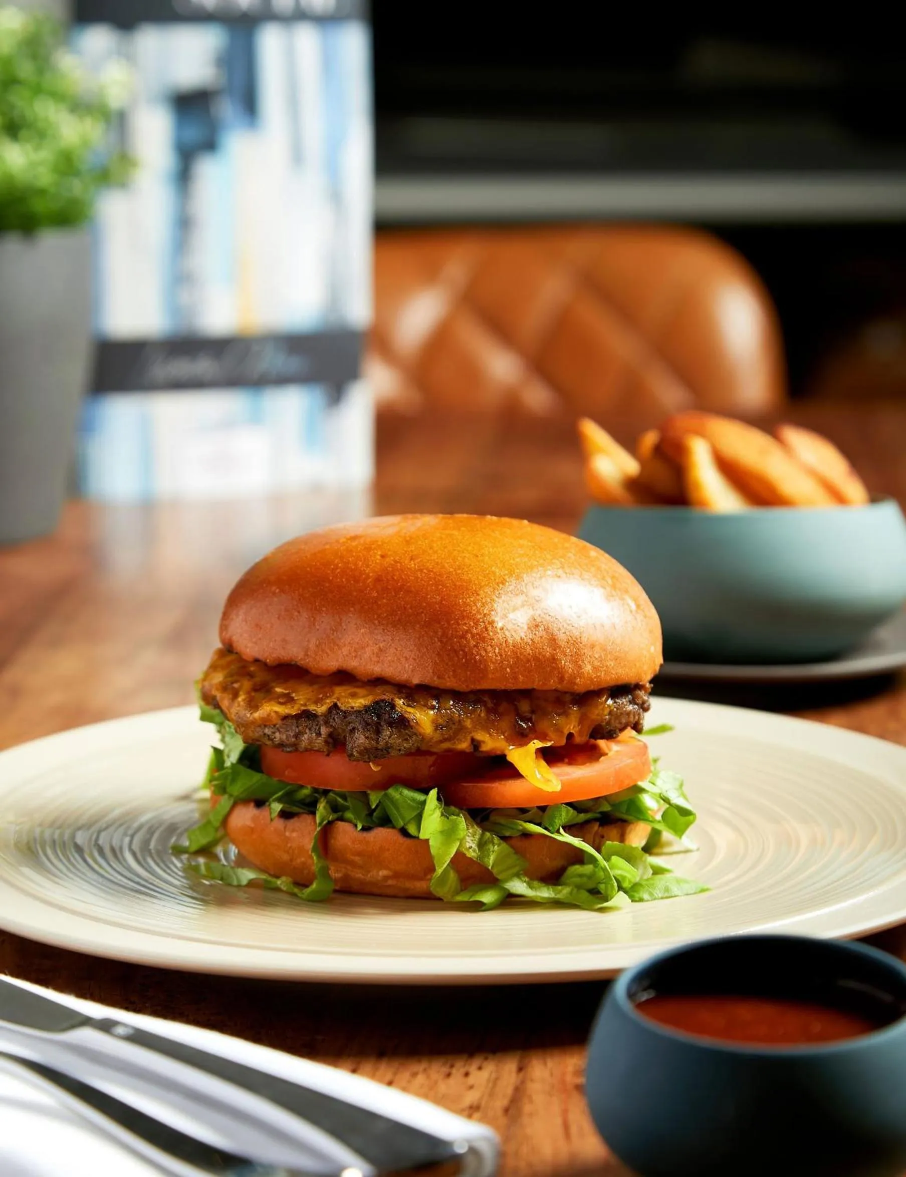 Restaurant/places to eat in Crowne Plaza Dublin Airport by IHG