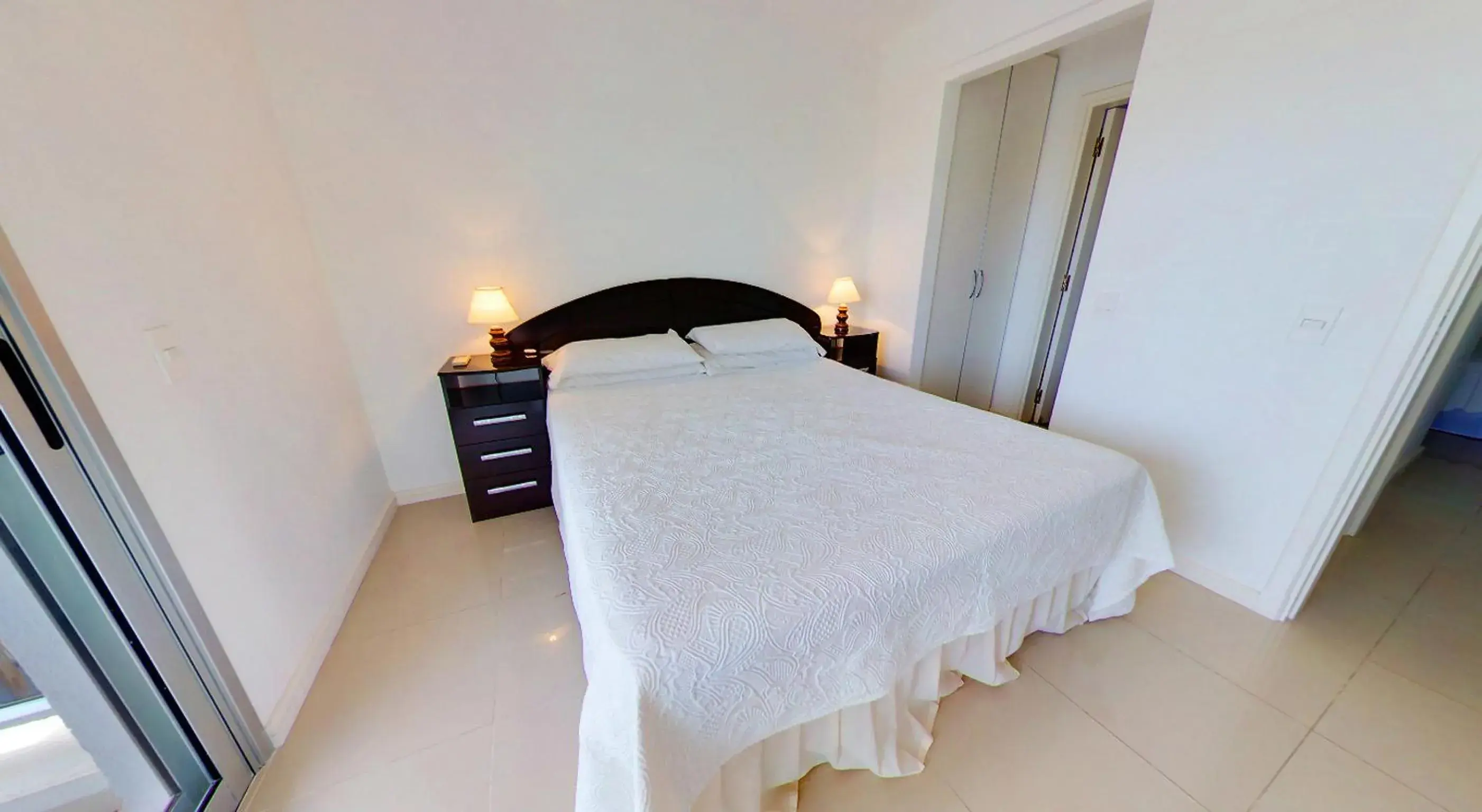 Two-Bedroom Apartment in Arenas del Mar Apartments Two-Bedroom Apartment in Arenas del Mar Apartments