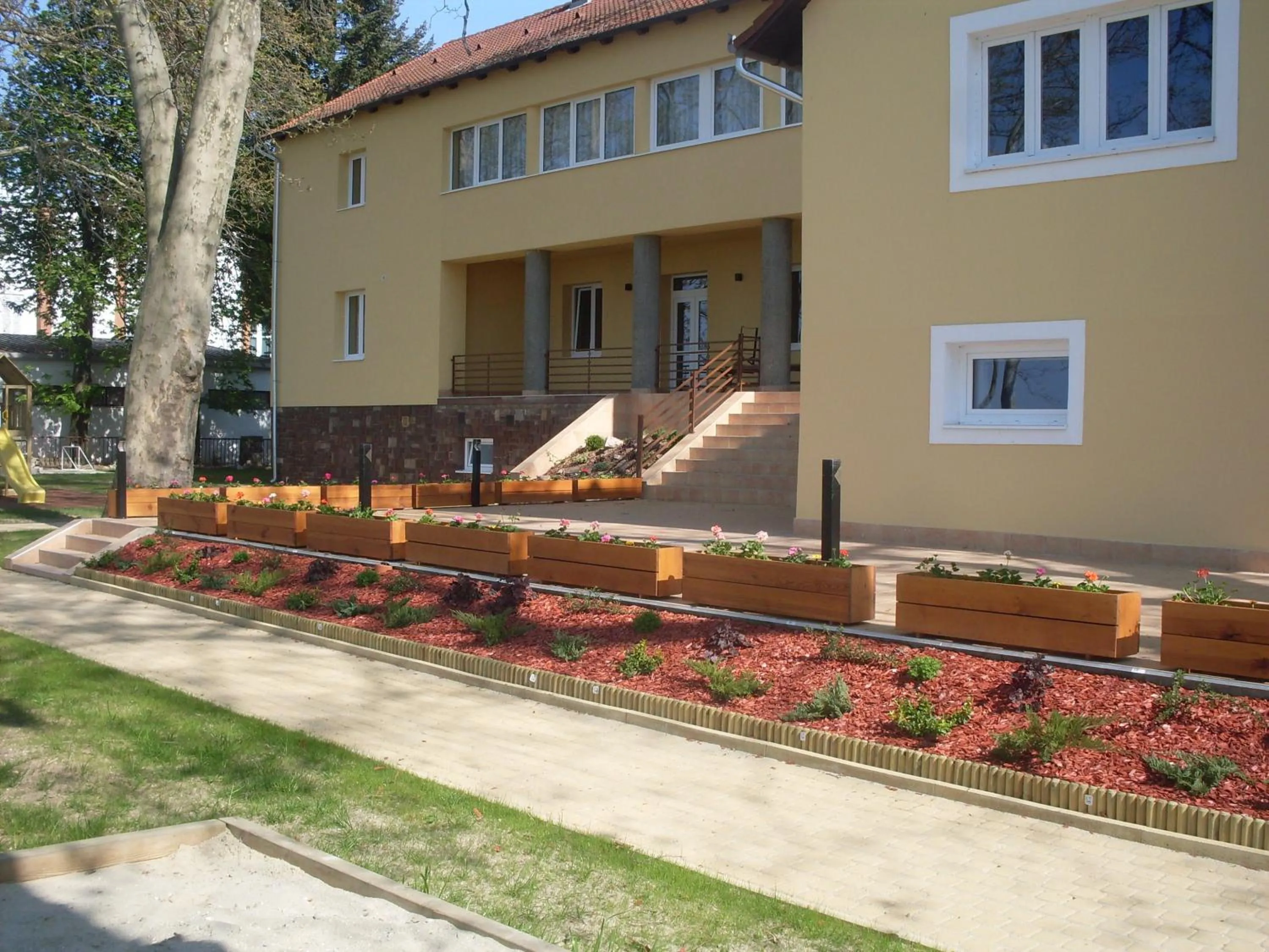 Property building in BF Hotel