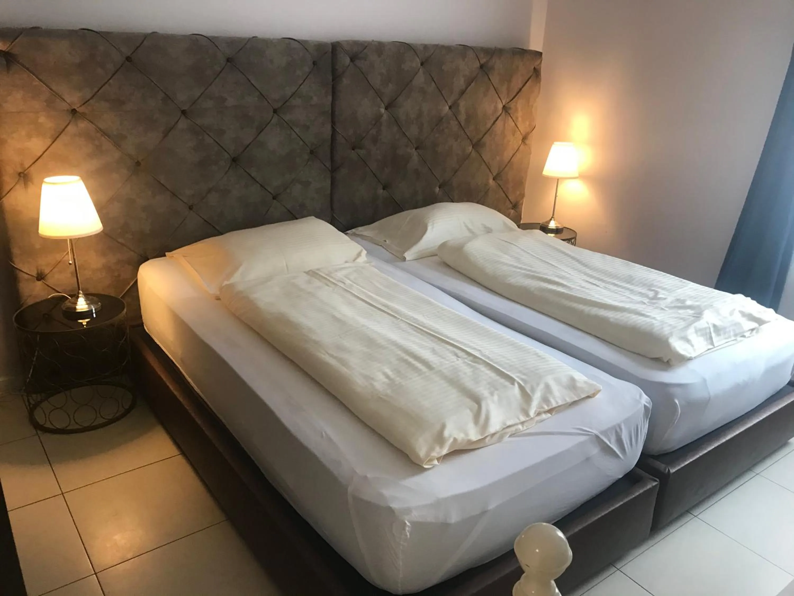 Bed in Baynunah Suites Aparthotel