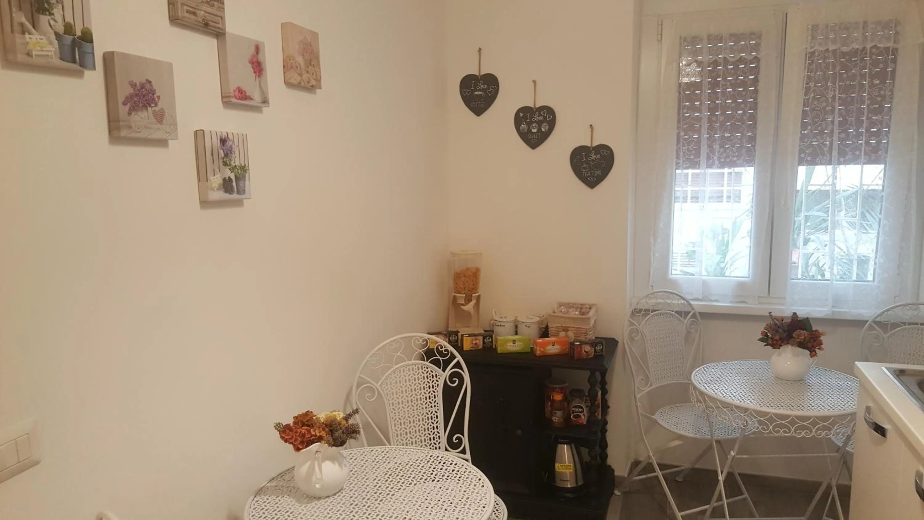 Lounge or bar in Il Mare Di Roma Luxury